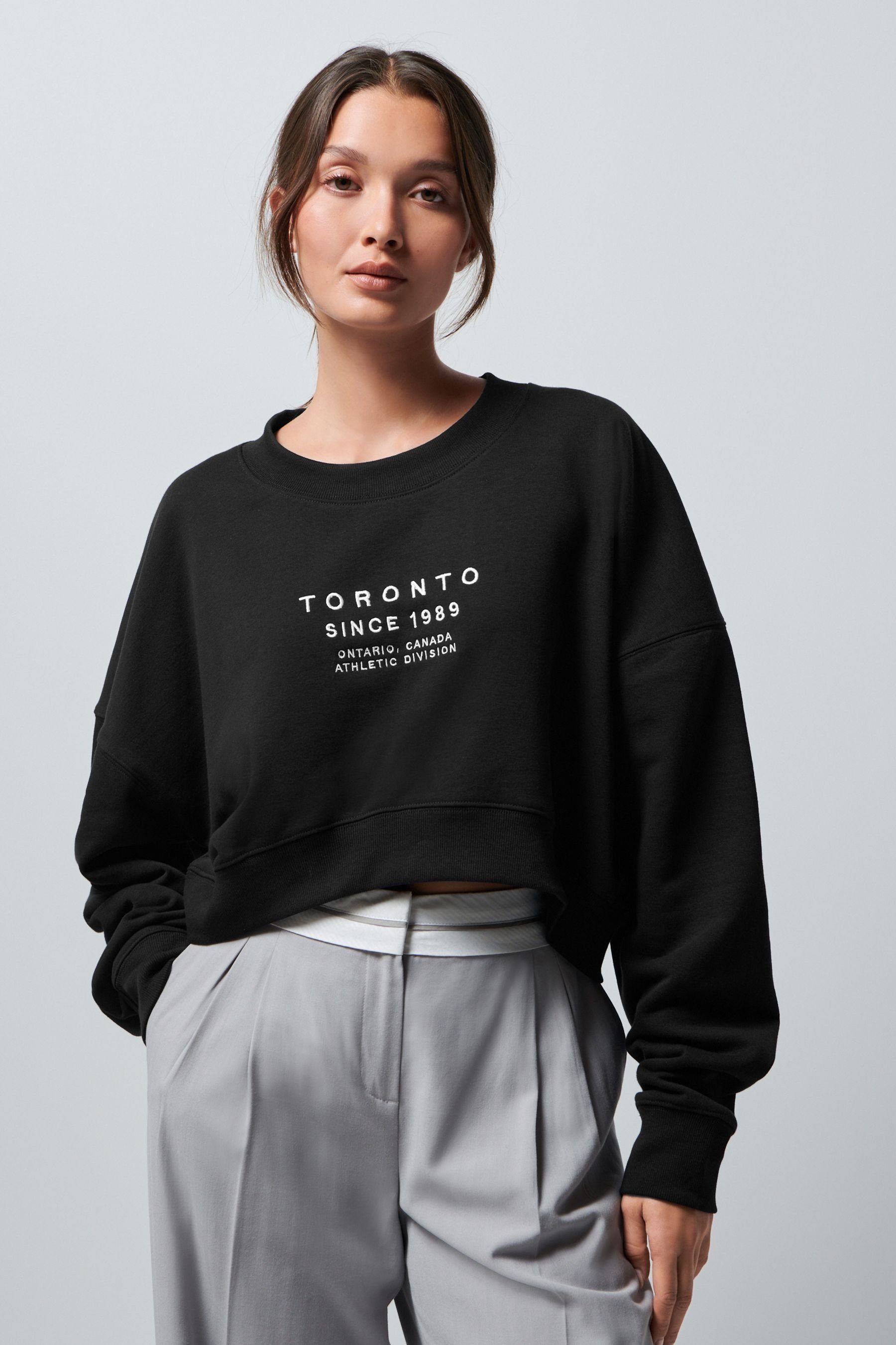 mit (1-tlg) Toronto Sweatshirt Kurzes Sweatshirt Next City