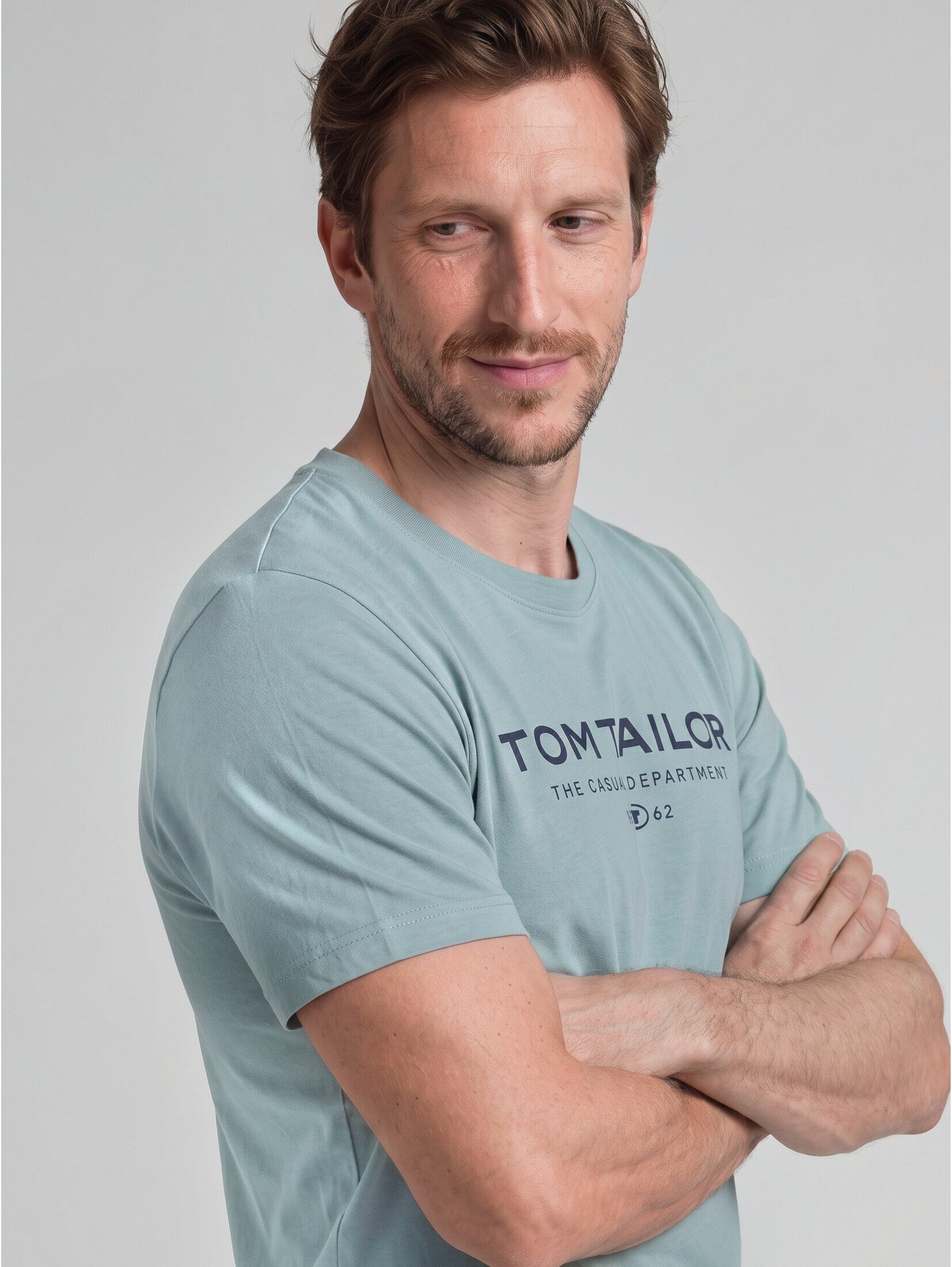 TOM TAILOR T-Shirt T-Shirt (im Einserpack) T-Shirt aus Baumwolle mit Logo-Print – Bild 4 von 5