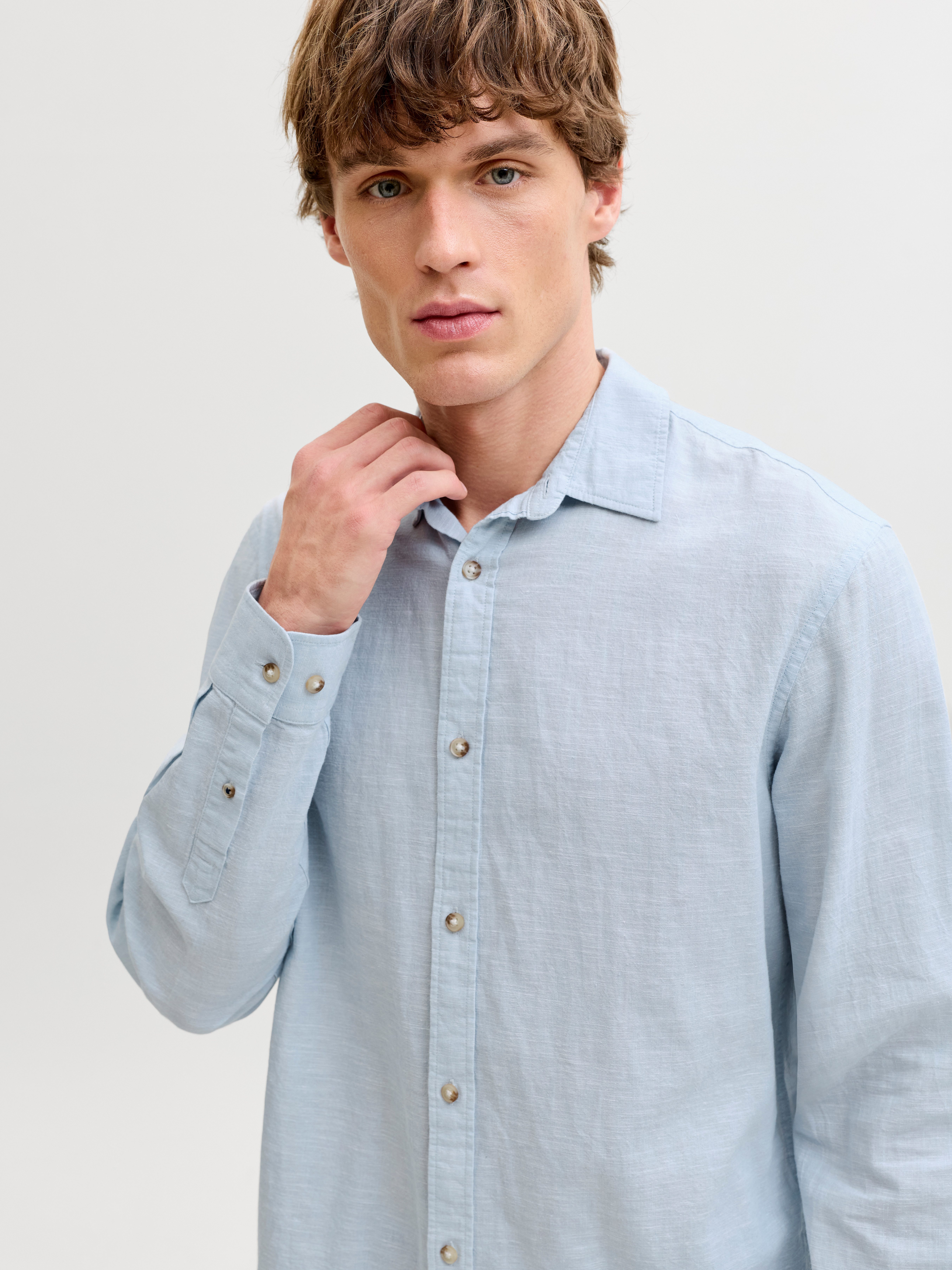 Jack & Jones Langarmhemd JJESUMMER LINEN BLEND SHIRT L/S SN Baumwollmischung, regular fit
