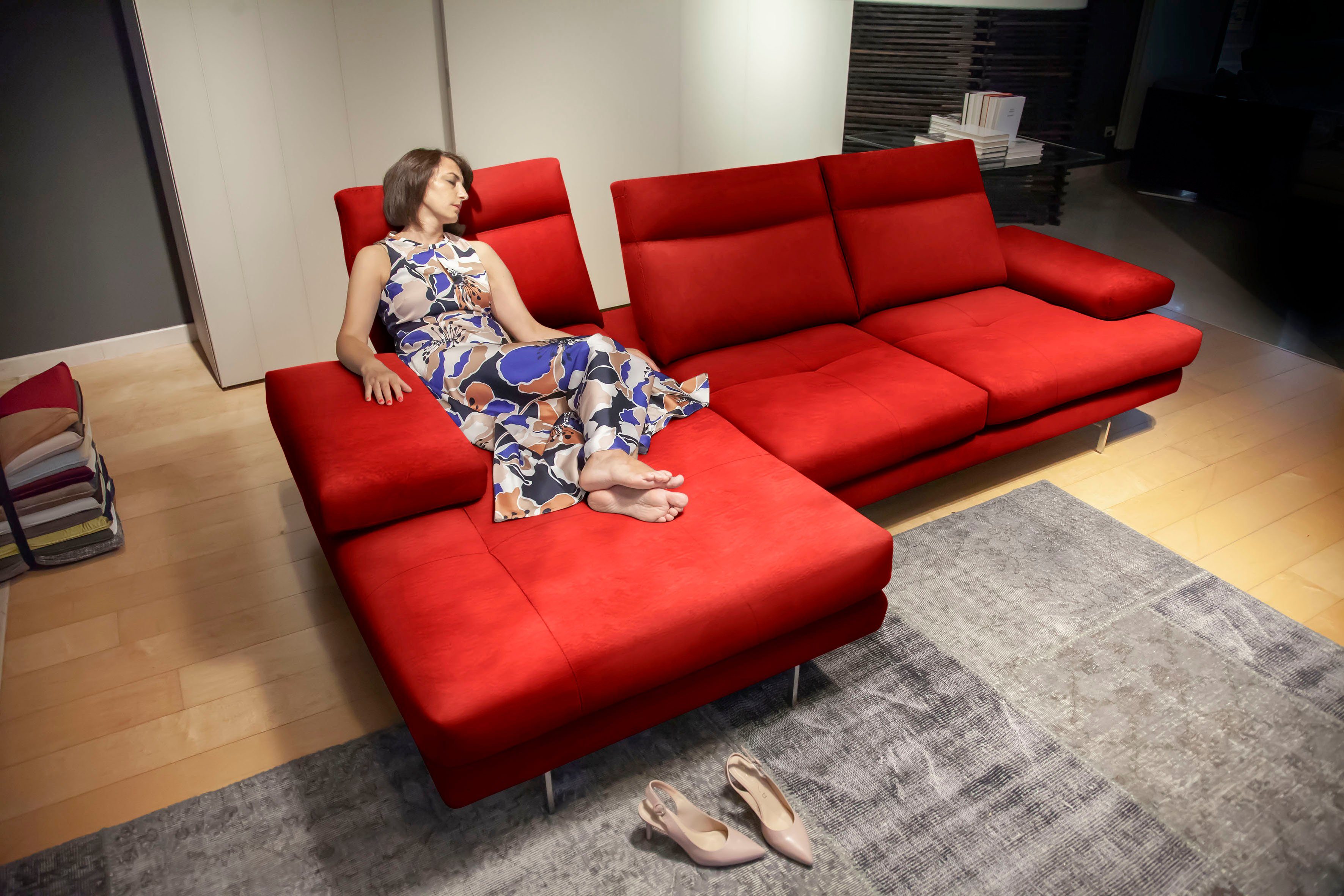CALIA ITALIA Ecksofa Toby Wing, B/T: 288/153 cm, Designsofa mit hohem Sitzkomfort, L-Form, inklusive Sitztiefenverstellung, Füße in chrom glänzend