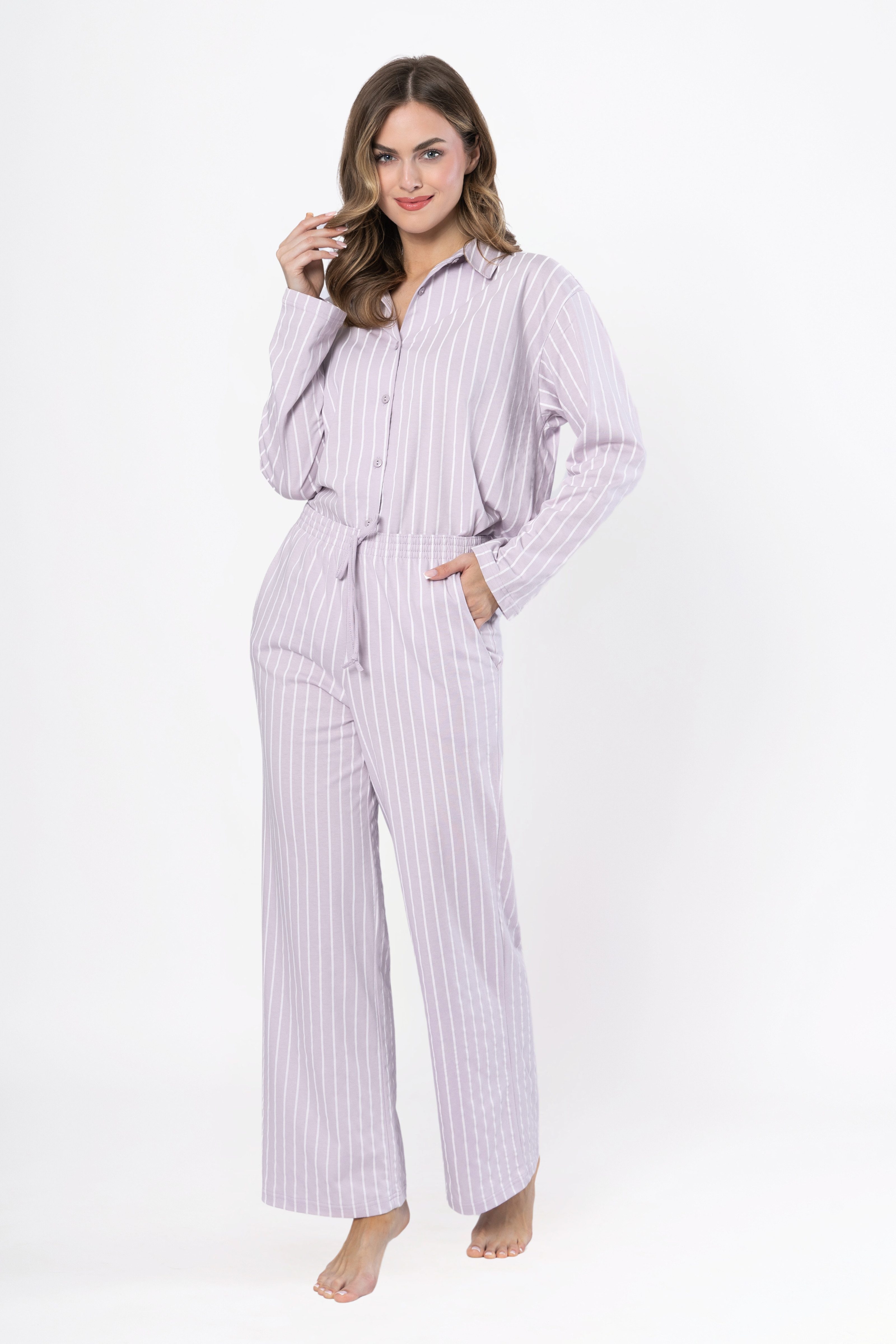 COOLISMO NIGHTWEAR Pyjama Schlafanzug langarm in zartem Lavendel-Ton mit St günstig online kaufen