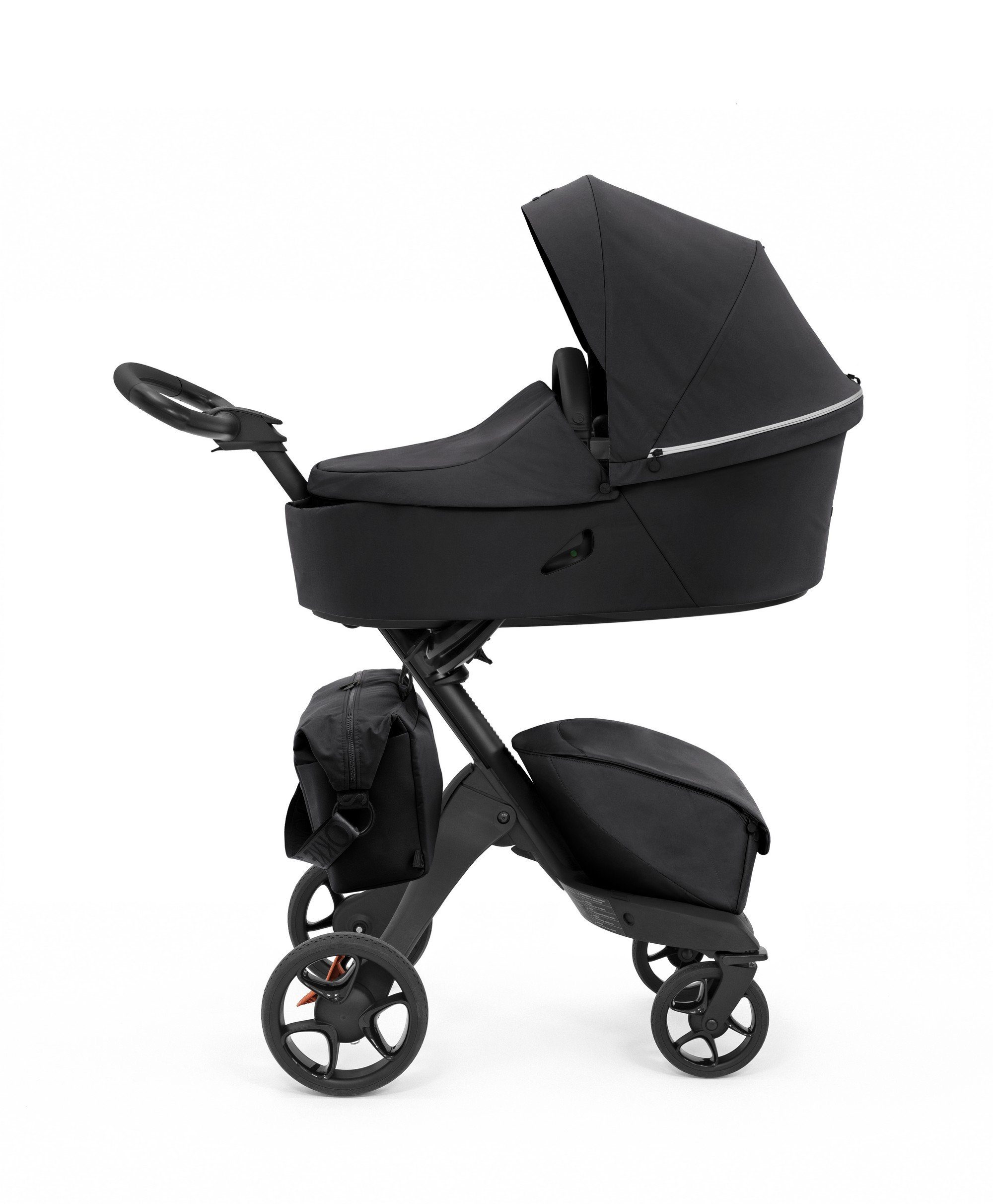 Black unterwegs Babyschale X Stokke Xplory® Babyschale - Babykomfort für Rich