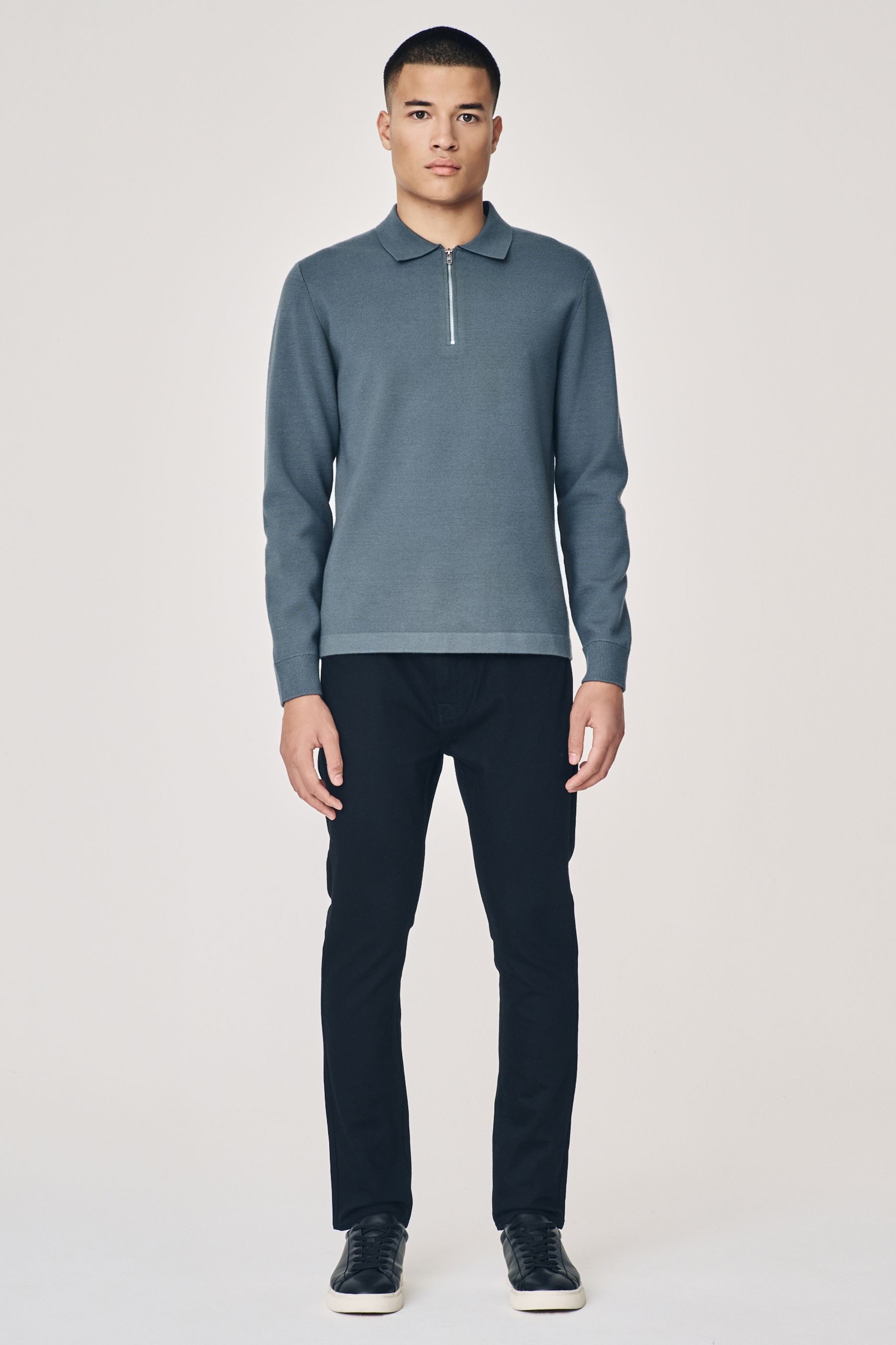 Next Skinny-fit-Jeans Skinny Fit Essential Jeans mit Stretch (1-tlg)