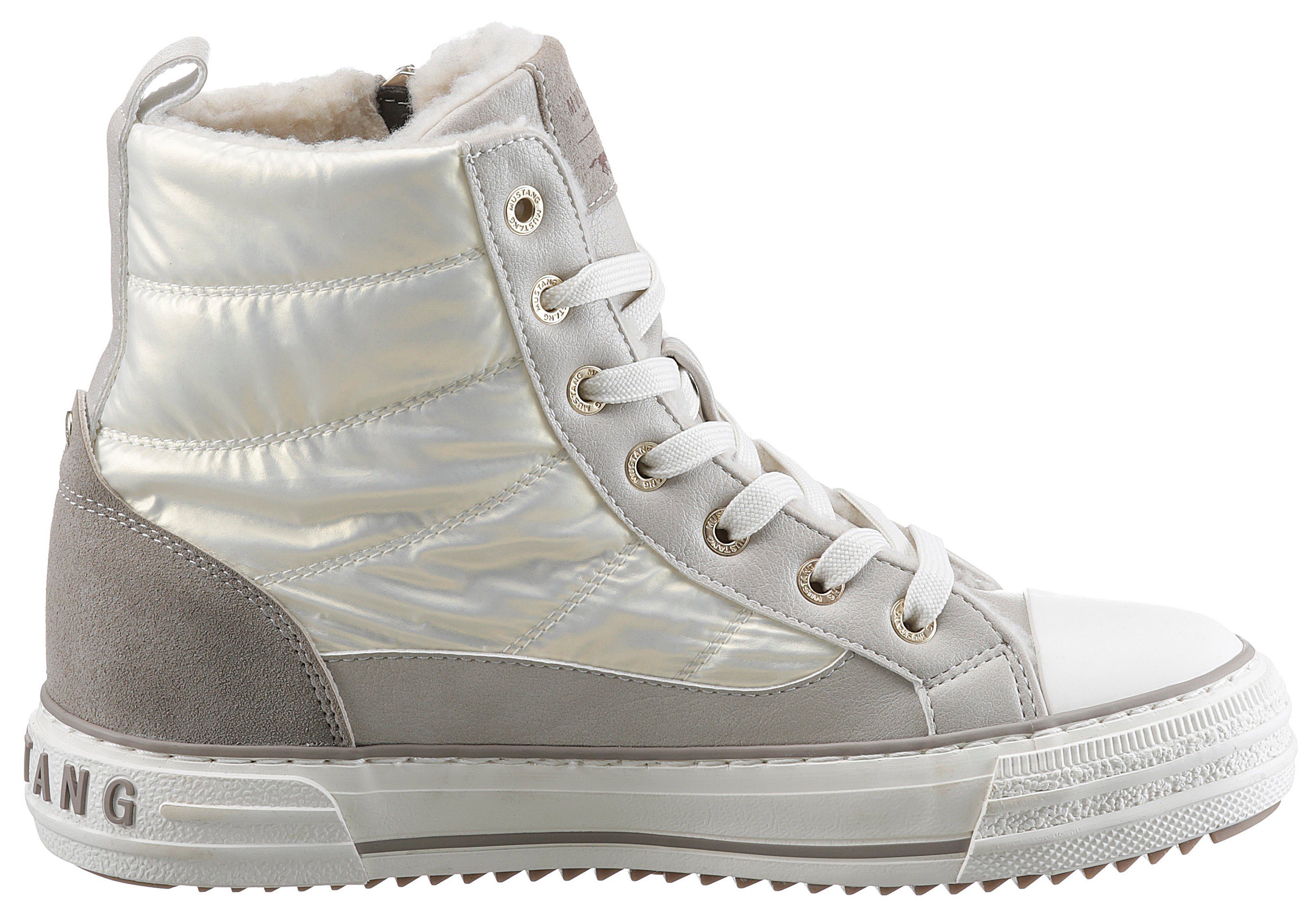 Mustang Shoes Winterboots in sportiver taupe Optik