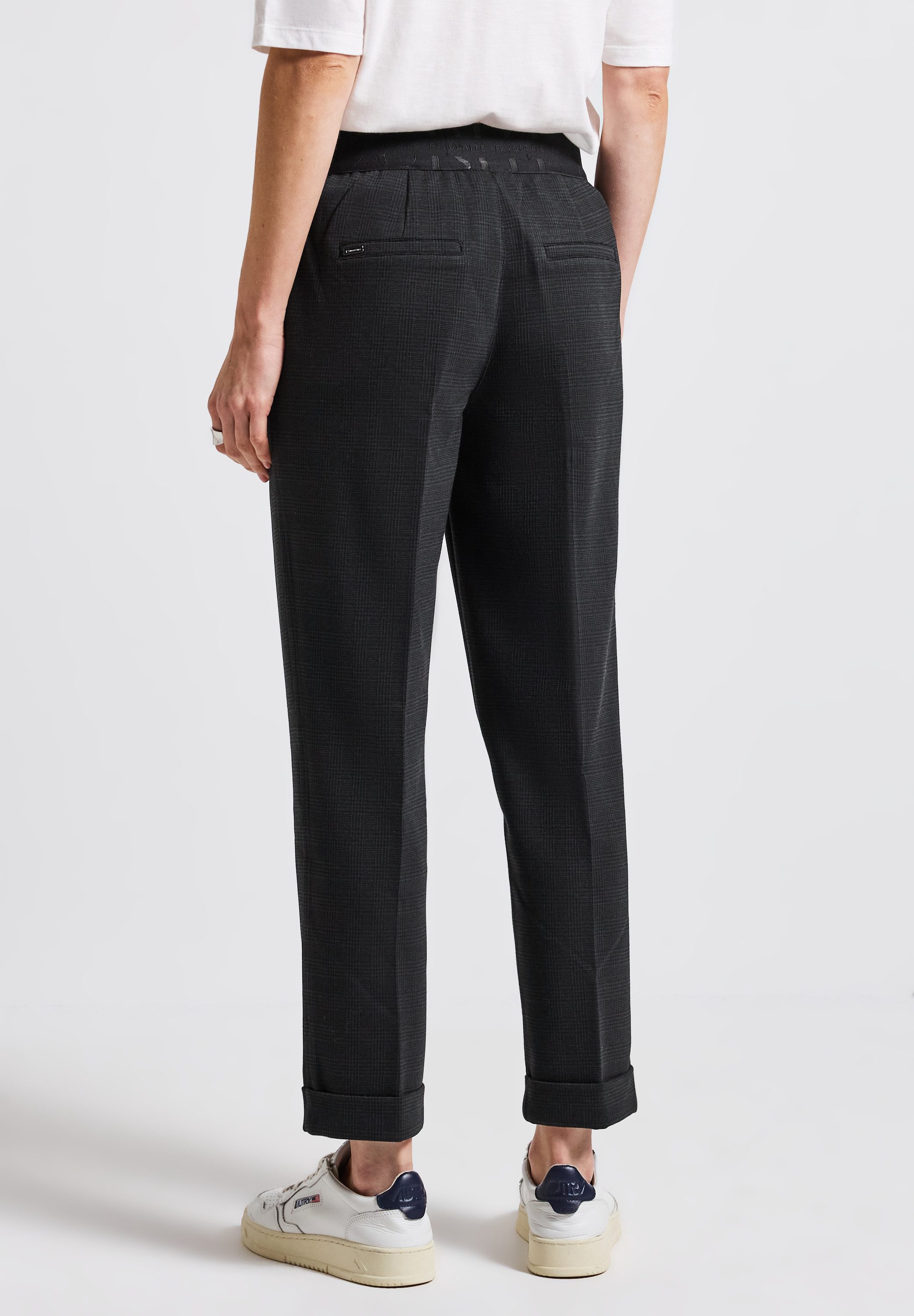 STREET ONE Chinohose mit Schriftzug am Bund günstig online kaufen