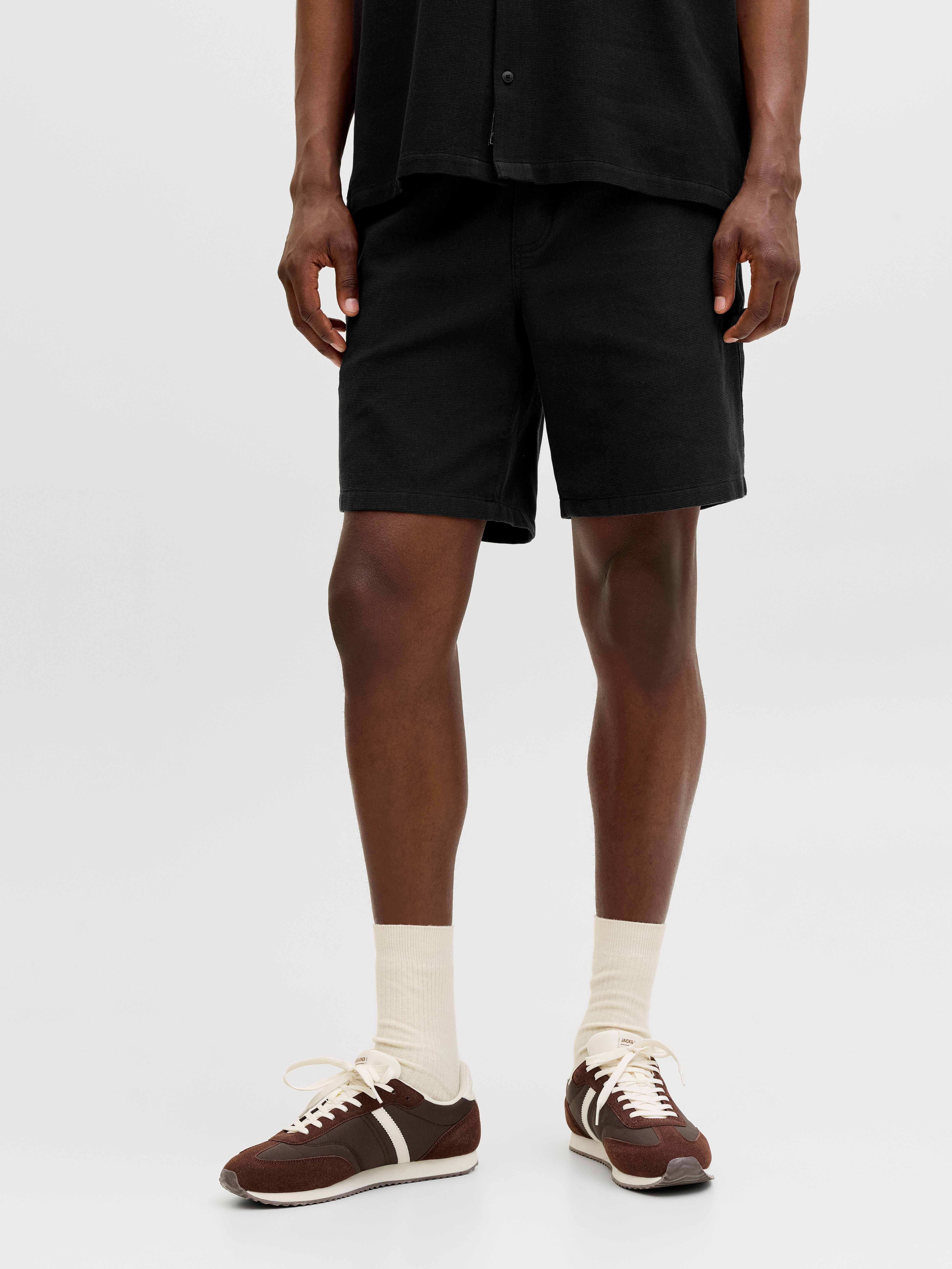 Jack & Jones Jogginghose JPSTJAIDEN WAFFLE RESORT SHORT REG mit elastischem Bund