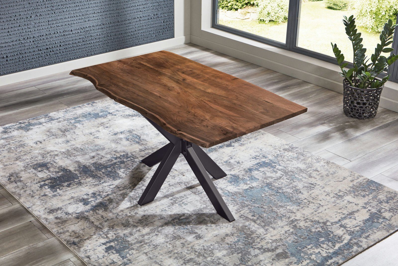 Akazie Tischplatte nussbaumfarben 26mm Massivholz natürliche Noah, Baumkante Junado®
