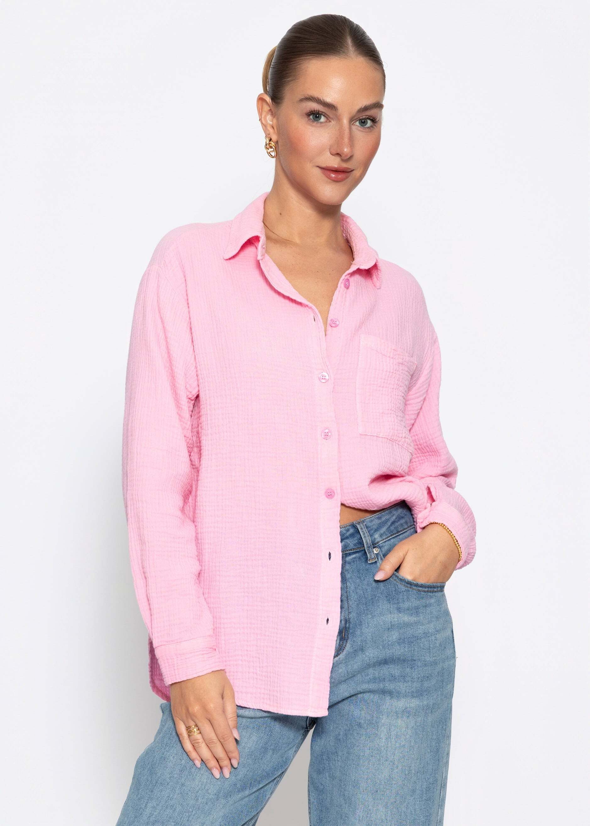 SASSYCLASSY Langarmbluse Musselin Hemdbluse für Damen Weiche Bluse in lockerer Passform mit Kragen und Brusttasche