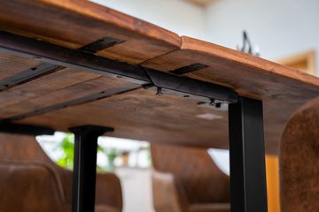 Junado® Baumkantentisch Norina, Akazie Massivholz, erweiterbar auf 2,6m, Stärke Tischplatte 26mm
