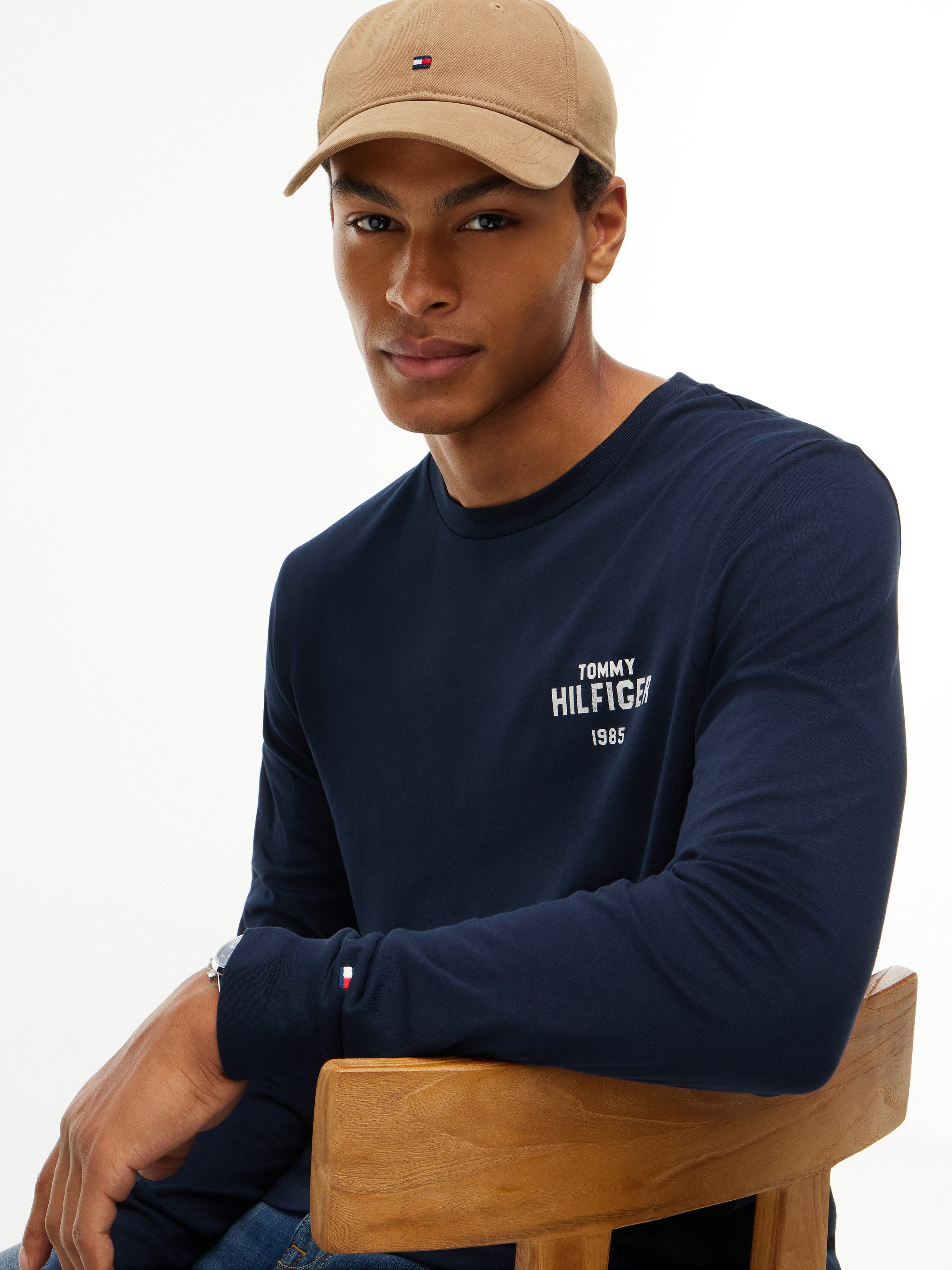 Tommy Hilfiger Langarmshirt HILFIGER 1985 GRAPHIC – Bild 2 von 5