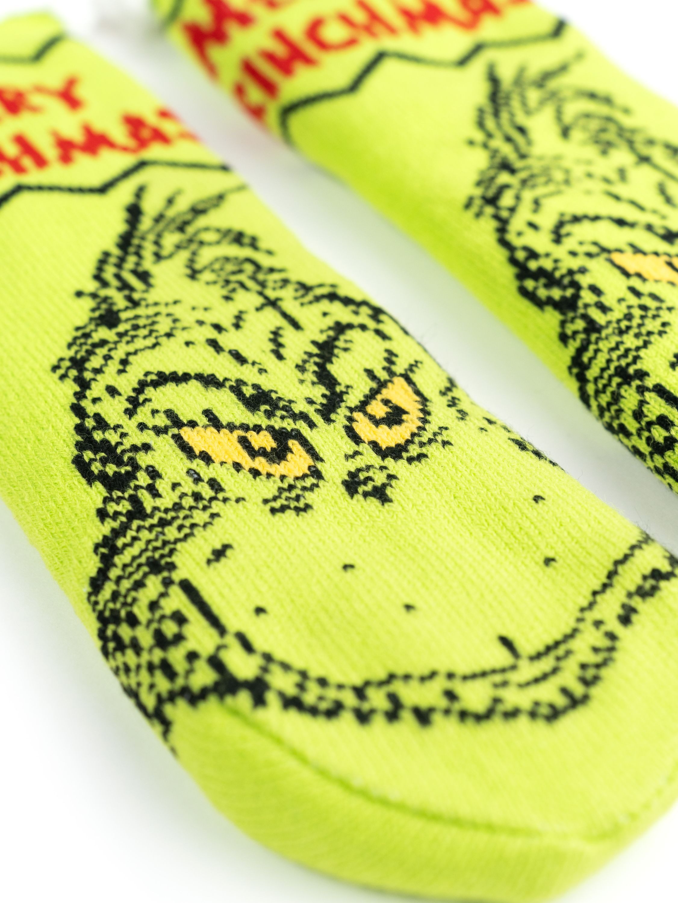 United Labels® Haussocken The Grinch Hüttensocken Merry Grinchmas Haussocken Kuschelsocken
