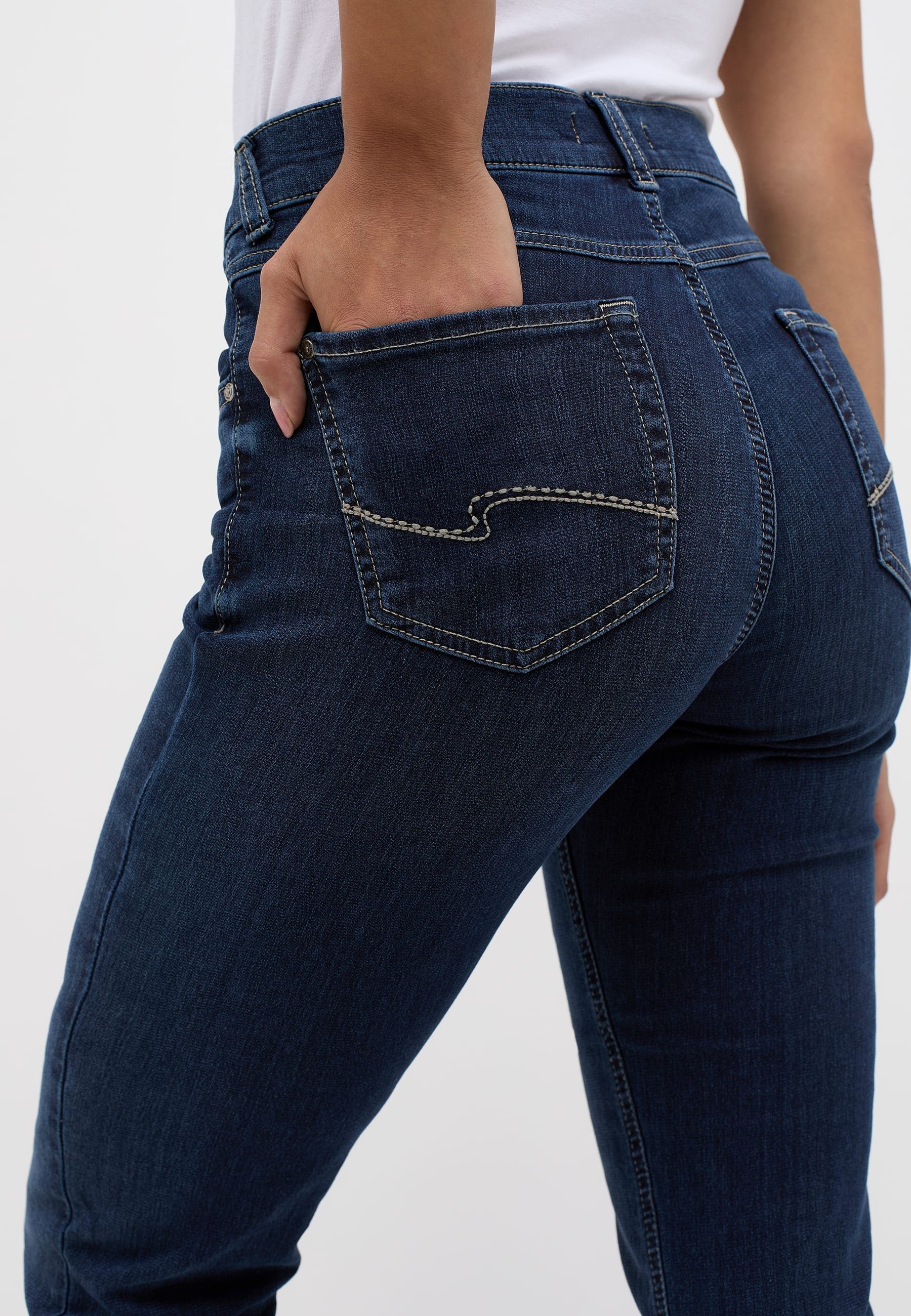 Jerseyoptik Jeans ANGELS mit Cici Sweat in Denim Label-Applikationen Straight-Jeans mit