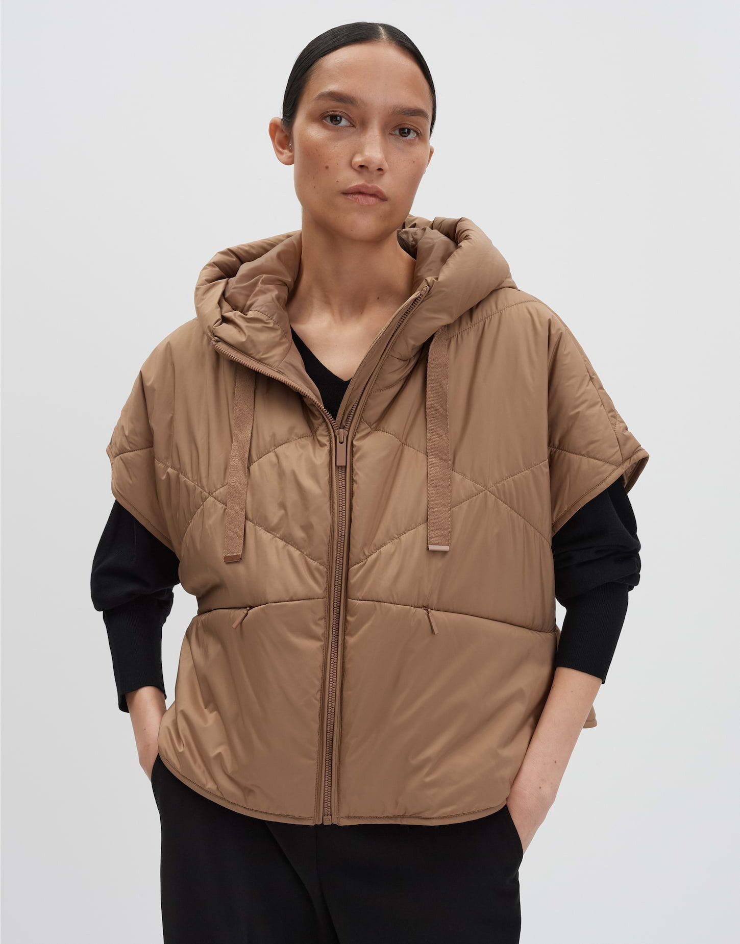 someday Steppweste Venkara weite Passform, Stehkragen und Kapuze, Tunnelzug günstig online kaufen