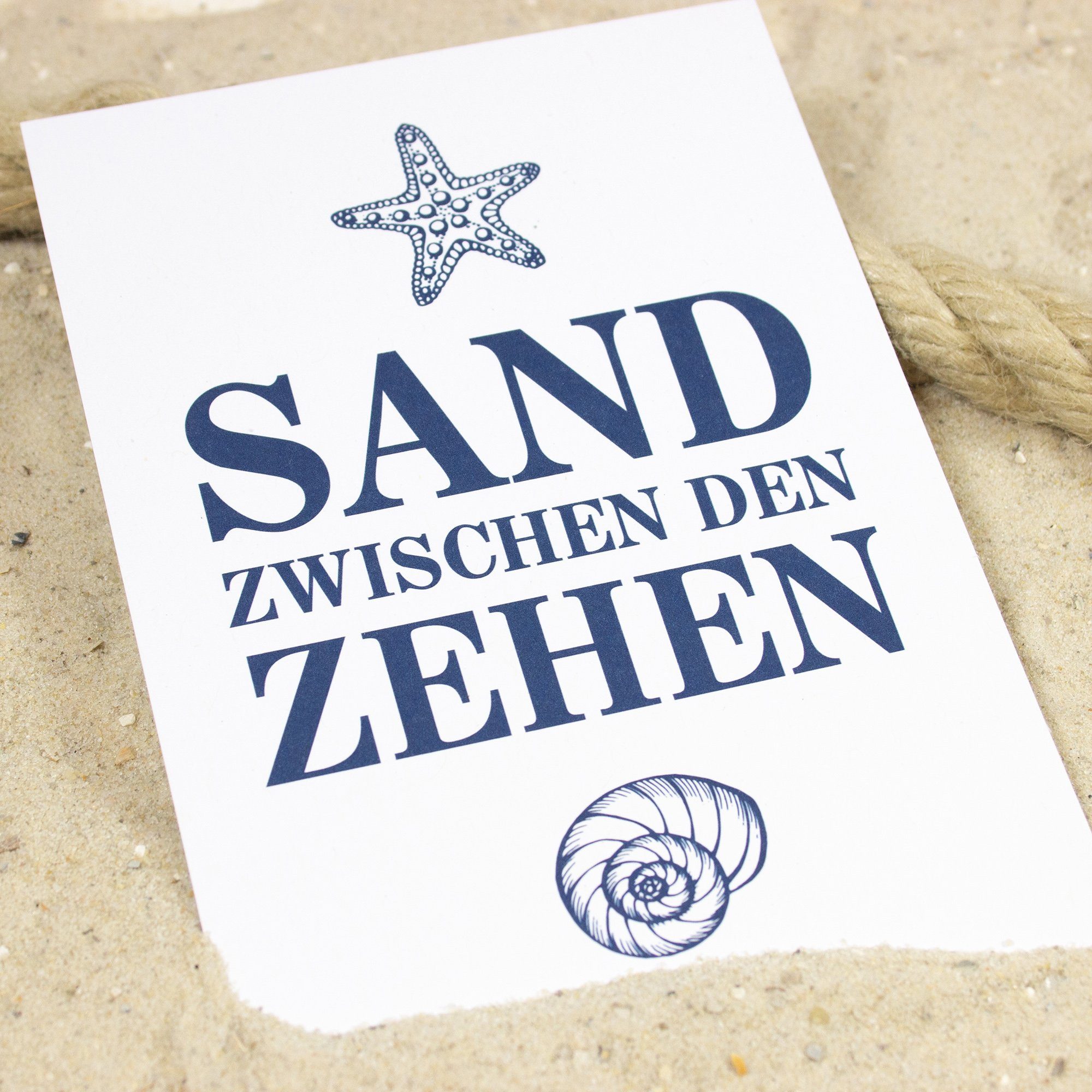100 Zehen, & Hummingbird Recyclingpapier den zwischen % Postkarte Bow Postkarte Sand