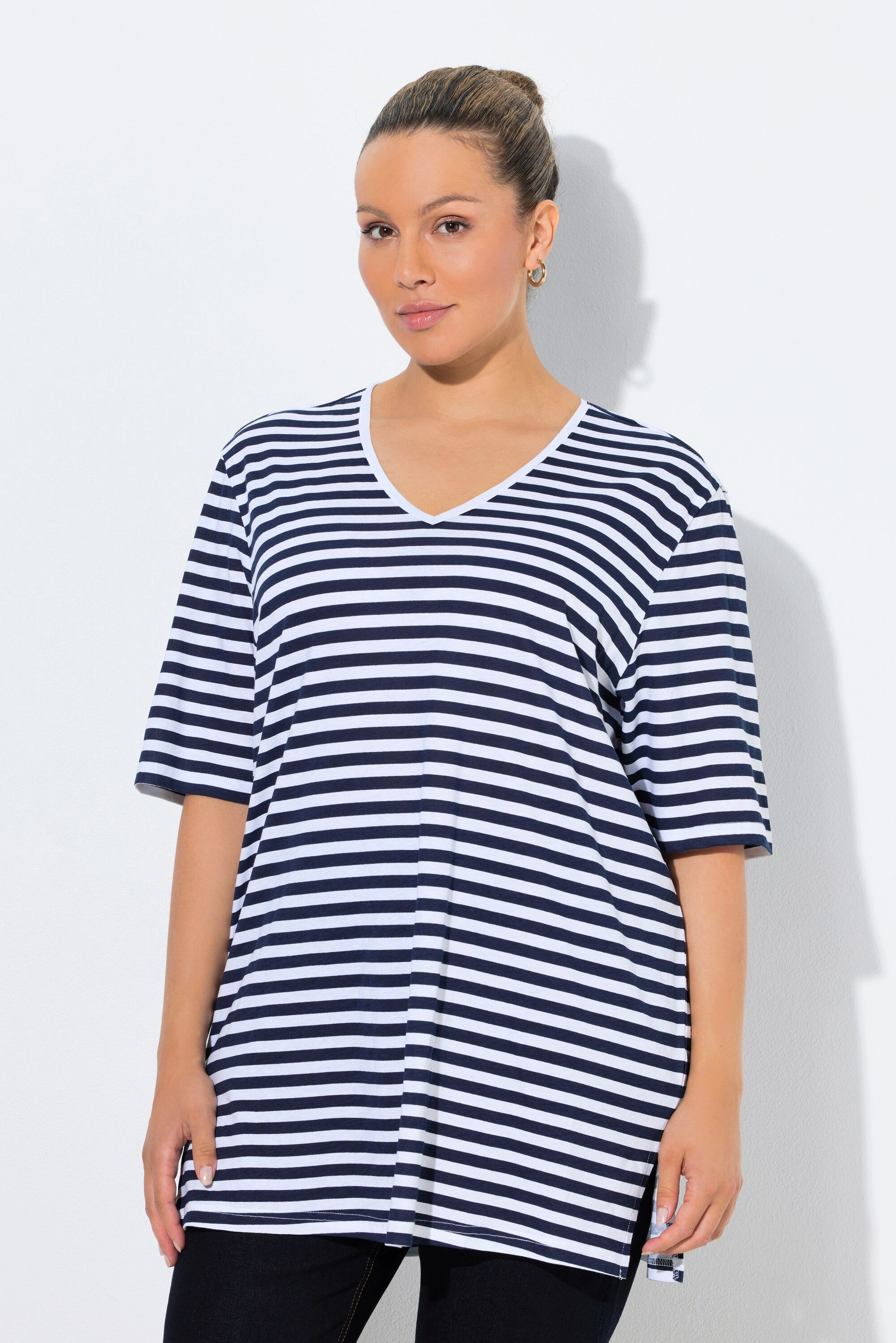 Ulla Popken T-Shirt T-Shirt Ringel Relaxed V-Ausschnitt Halbarm