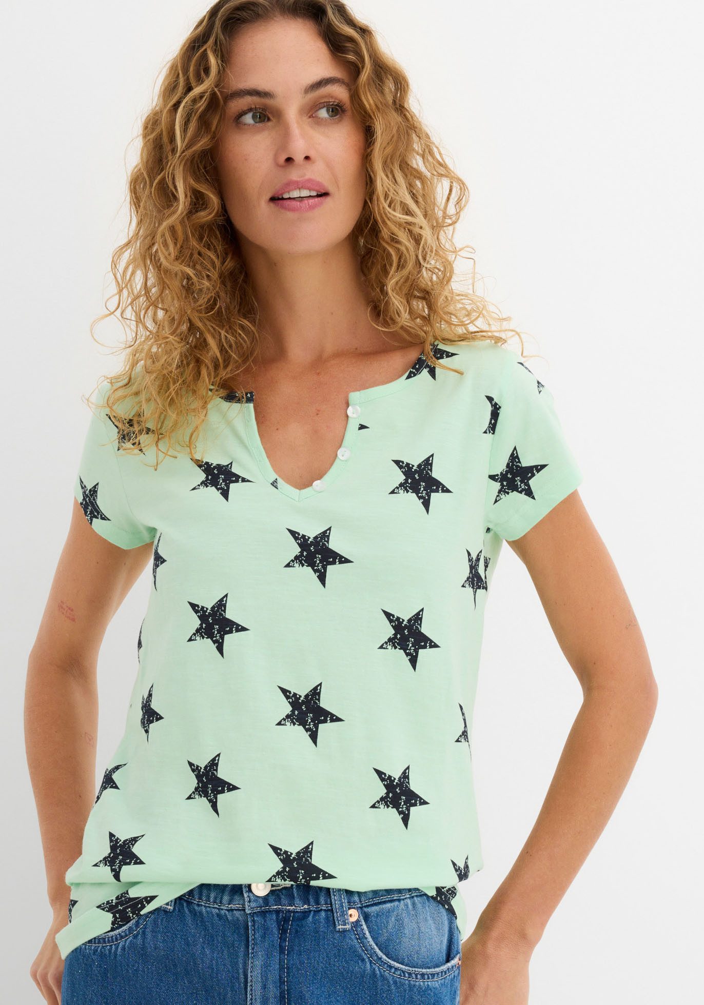 bonprix T-Shirt schmale Passform, Kurzarm-Design, mit Sternprint