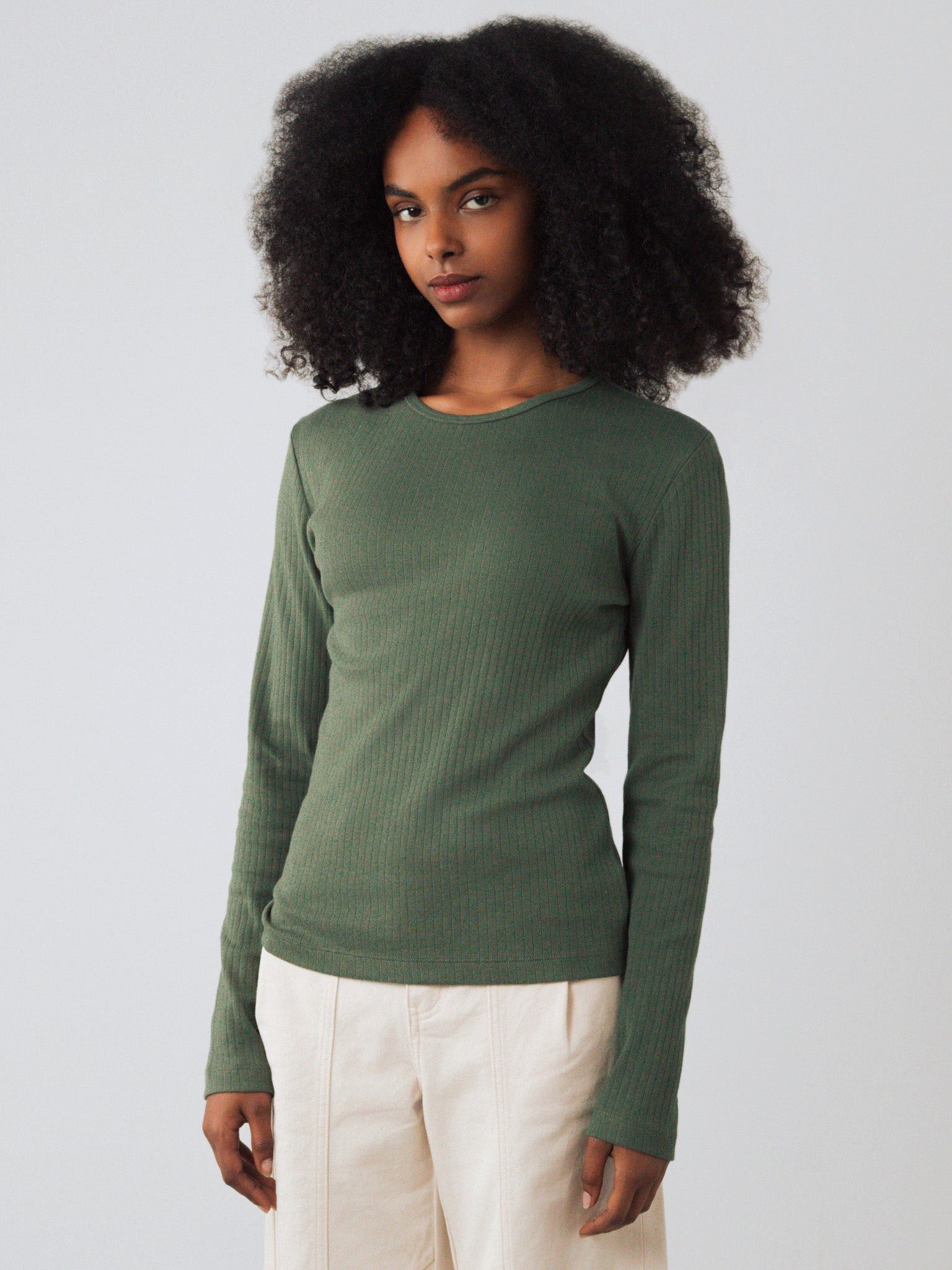 HONEST BASICS T-Shirt Geripptes Langarm Shirt aus Bio- und recycelter Baumwolle – Bild 4 von 4