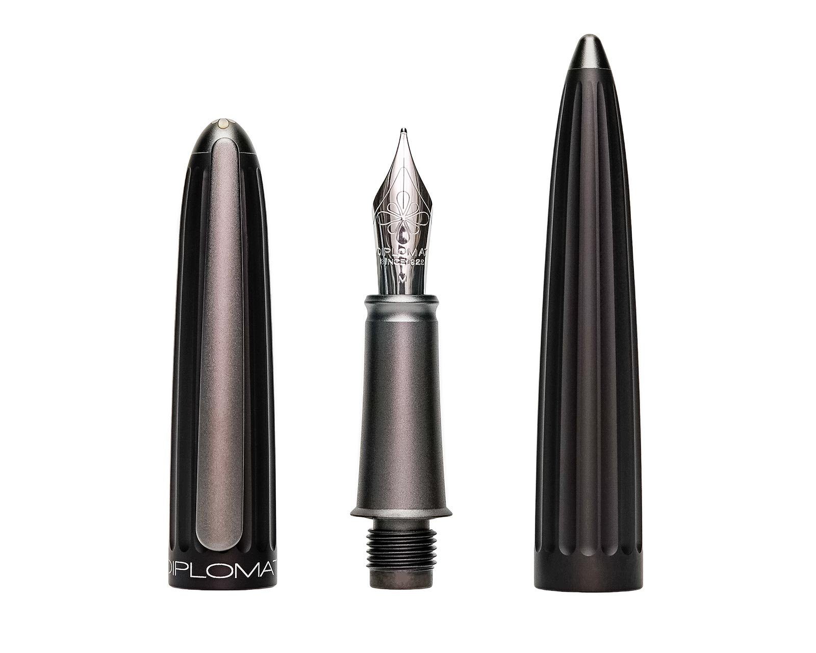 DIPLOMAT Füllhalter Füllhalterset Diplomat Aero schwarz Schreibtinte Stiftetui Wenge-Holz, (Komplett-Set mit Tintenkonverter, Schreibtinte Schwarz von Octopus Fluids und Wenge Holzetui), MADE IN GERMANY