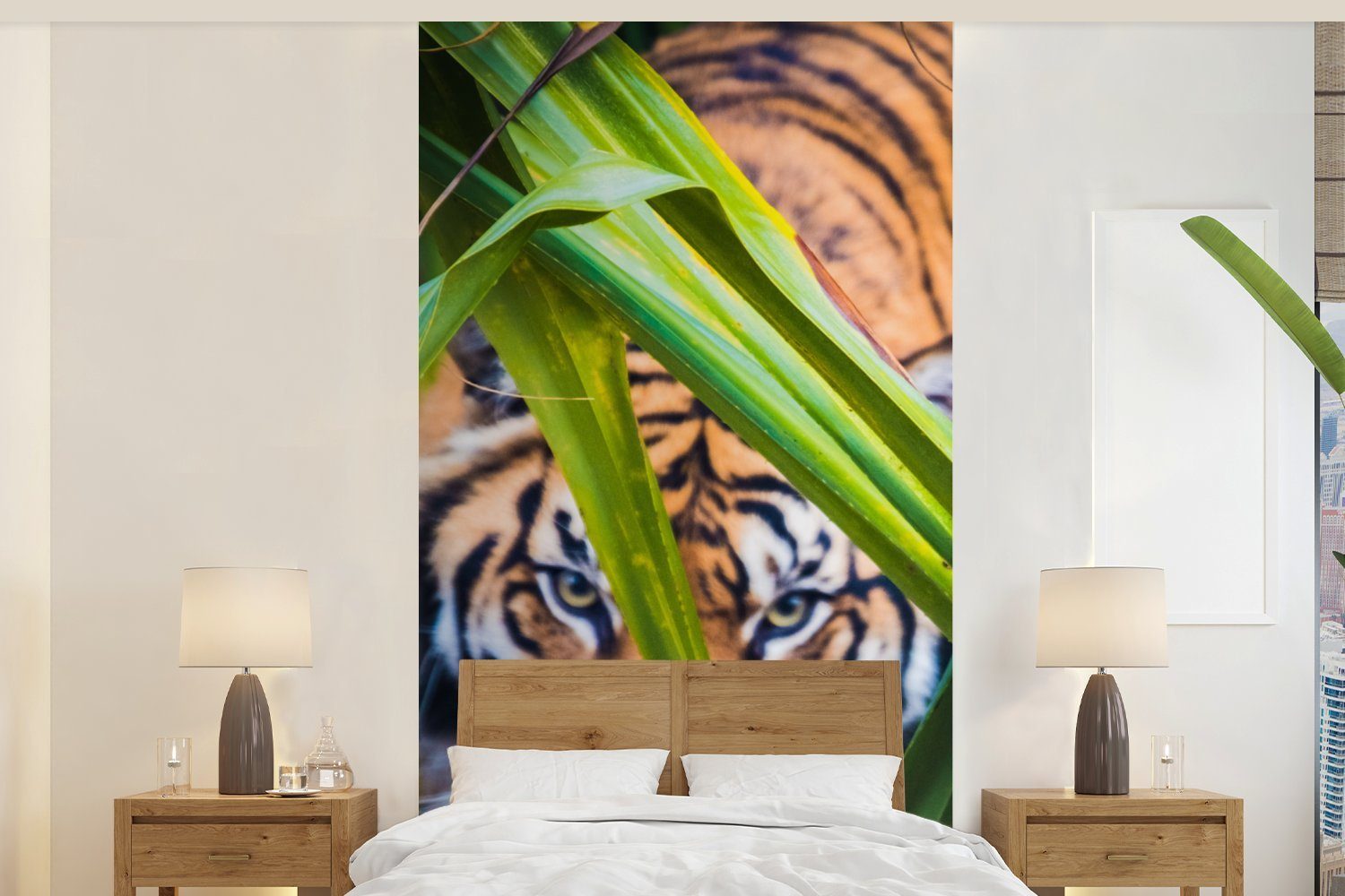 MuchoWow Fototapete Versteckter Sumatra-Tiger im Laub, Matt, bedruckt, (2 St), Vliestapete für Wohnzimmer Schlafzimmer Küche, Fototapete