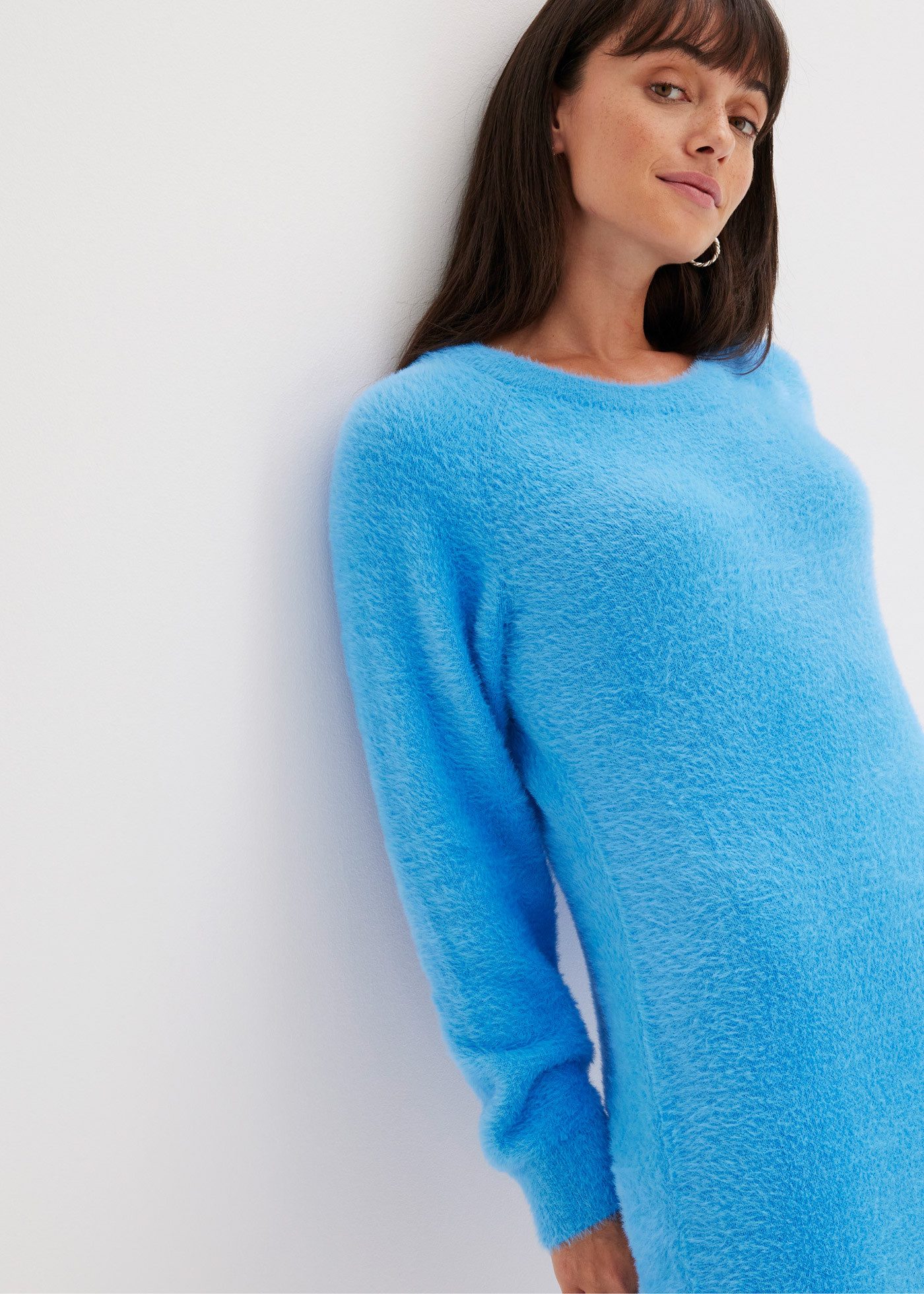 bonprix Strickkleid für den Alltag, aus Polyamid, Viskose und Polyester, casual Stil