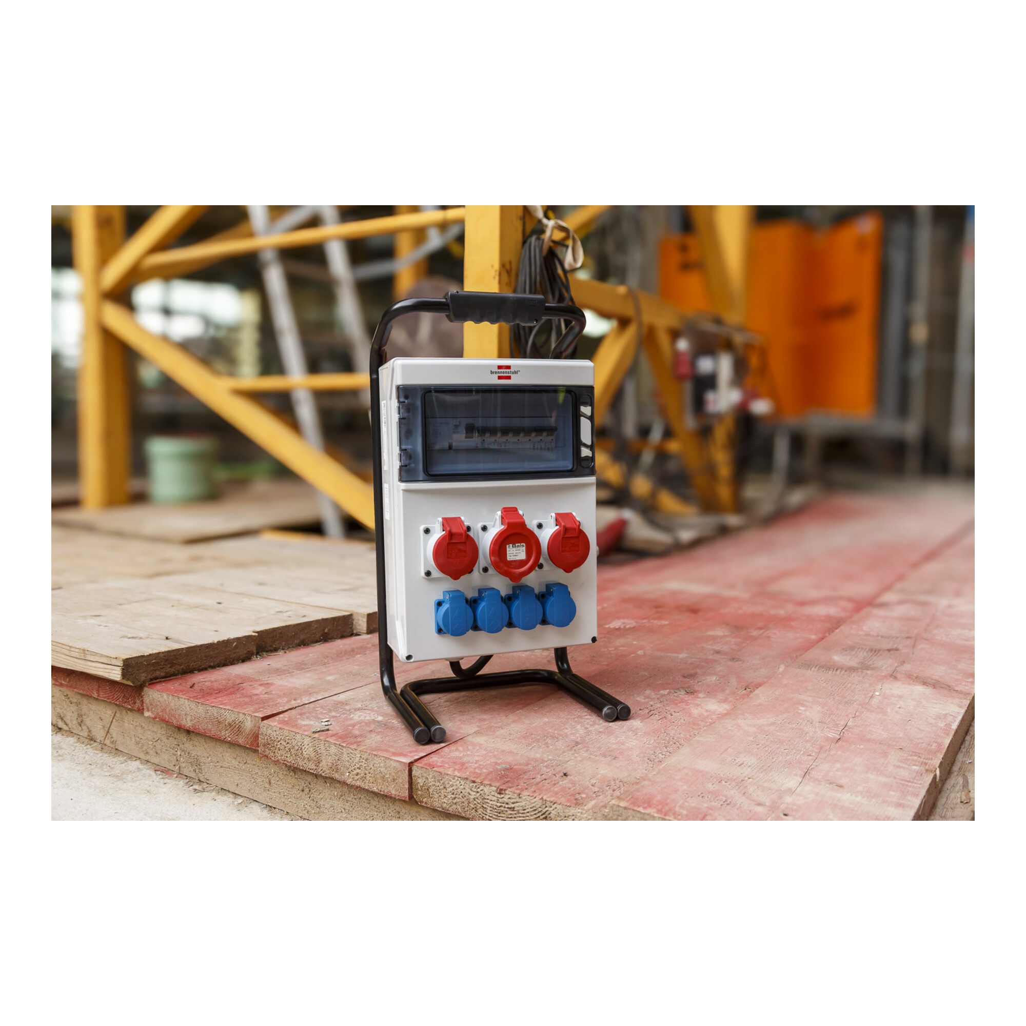 Brennenstuhl Steckdose Tragbarer Stromverteiler BSV 4 IP44 2m H07RN-F5G4,0 1x32A + 2x16A