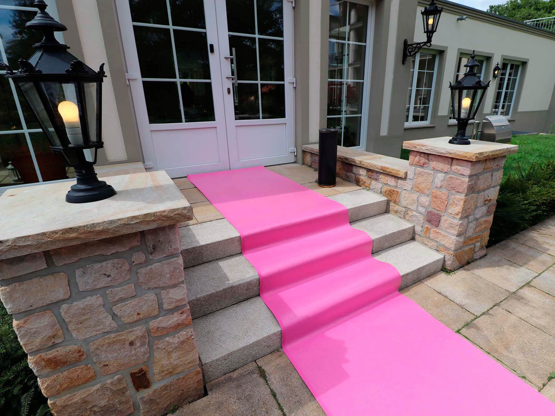 Primaflor-Ideen in Textil Läufer PODIUM, Made in Belgium, rechteckig, Höhe: 2,6 mm, Breite 200 cm, Nadelfilz, Uni-Farben, ideal für Veranstaltungen