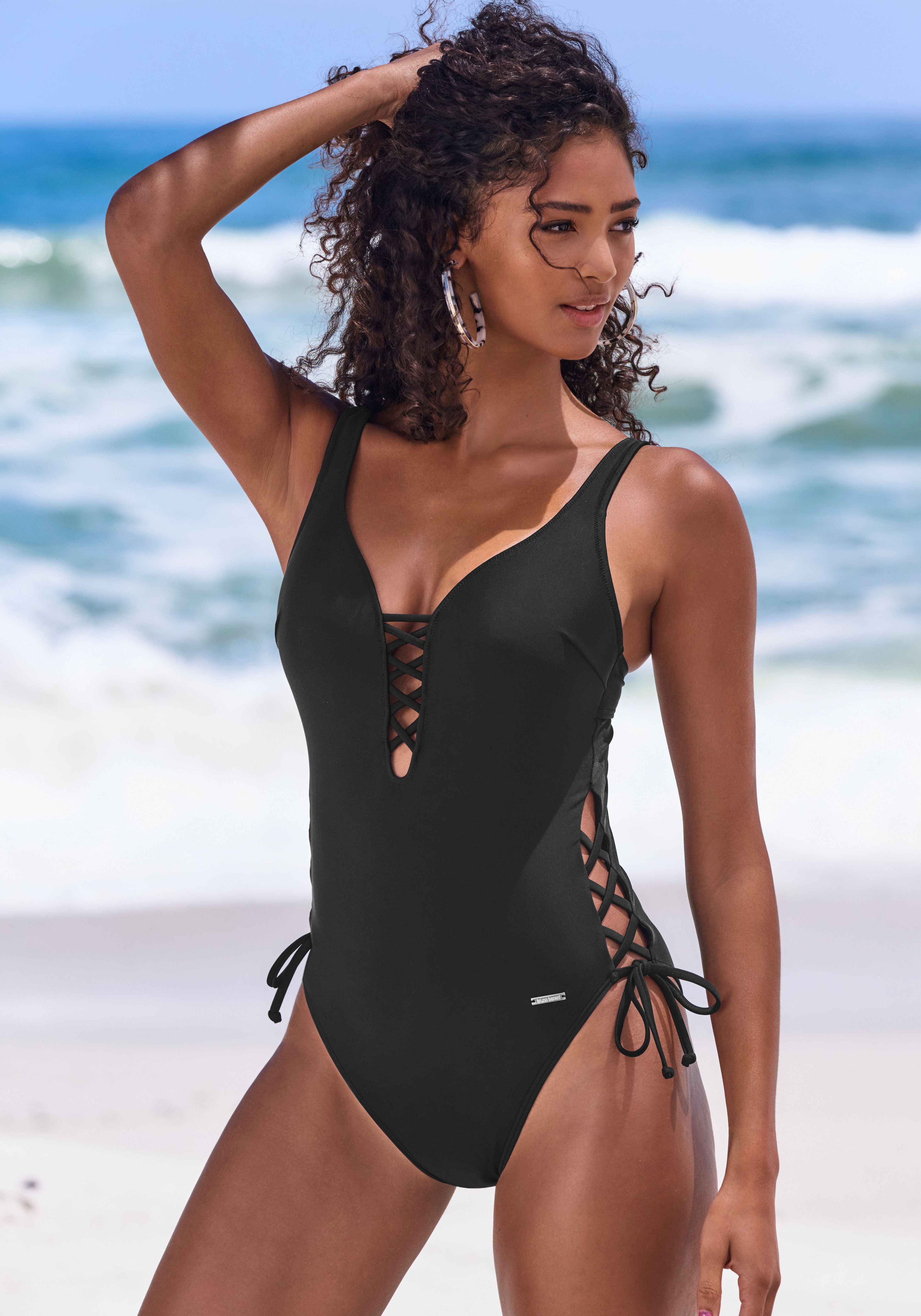 Bruno Banani Badeanzug mit Zierschnürungen günstig online kaufen