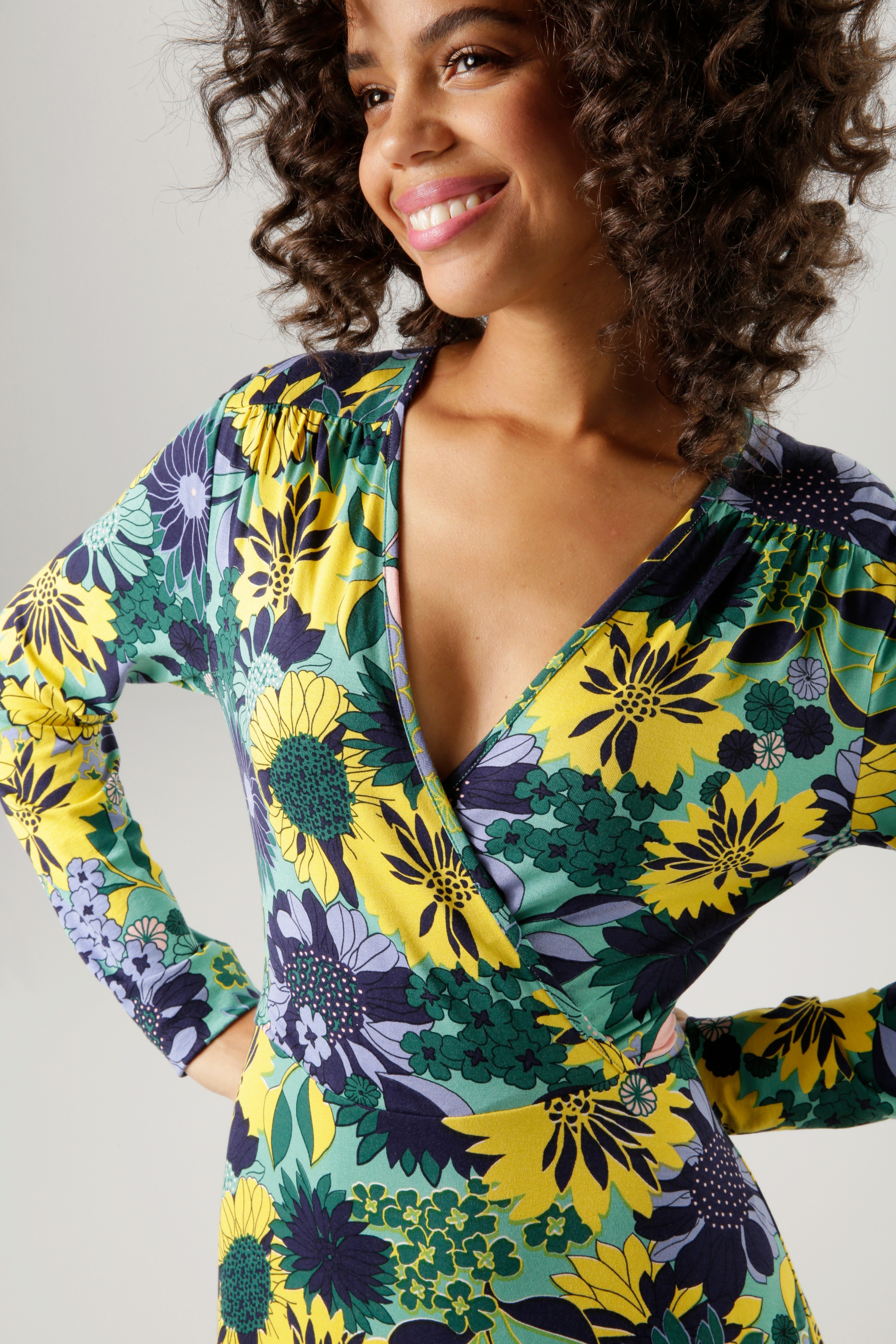 Aniston CASUAL Jerseykleid mit V-Ausschnitt in Wickel-Optik – Bild 3 von 5