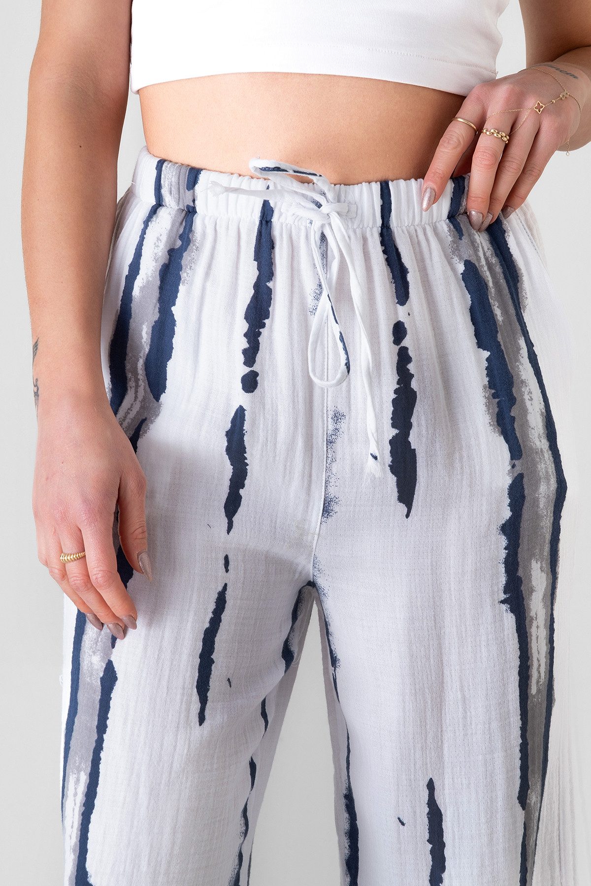 WENOR Palazzohose Musselin, Batik-Druck, 100 % Baumwolle, günstig online kaufen