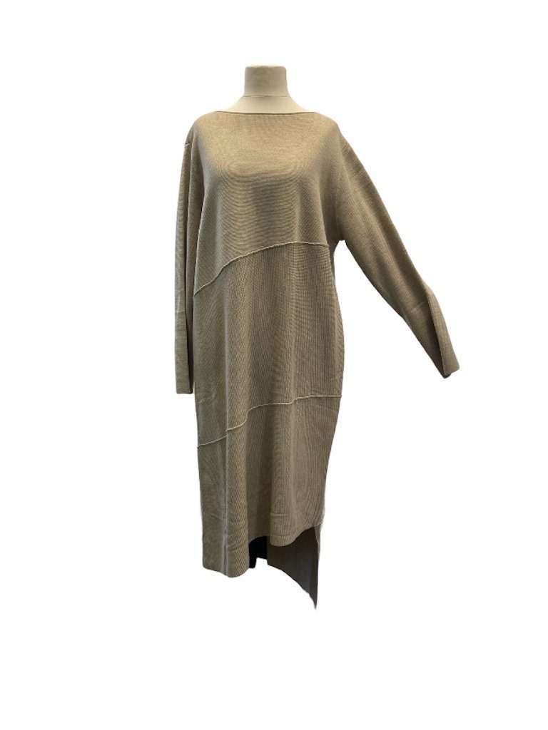 BZNA Strickkleid Bara Asymmetrisches Kleid Longpulli Tunikakleid Beige