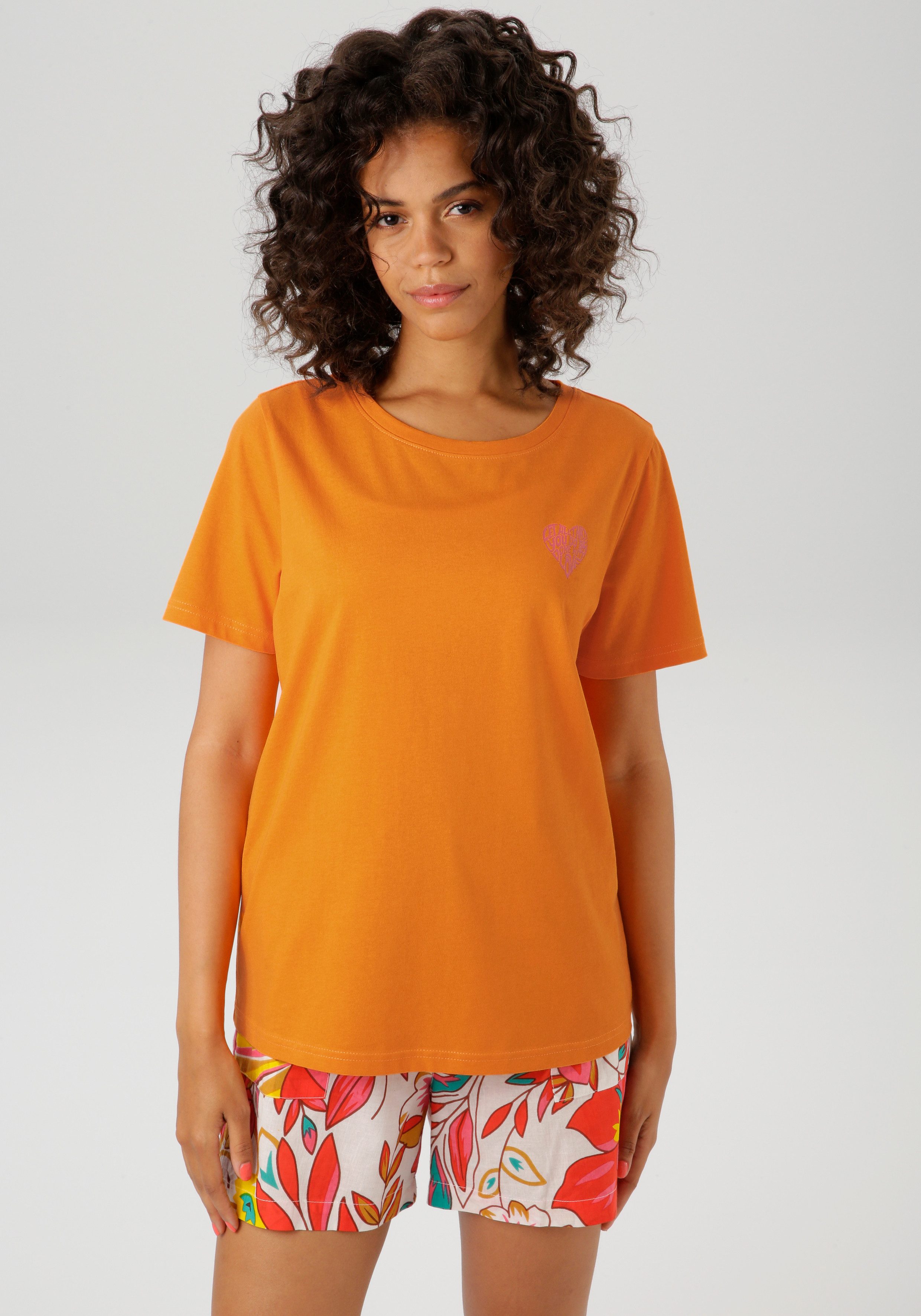 Aniston CASUAL T-Shirt, mit großem Statement-Schriftzug im Rücken günstig online kaufen