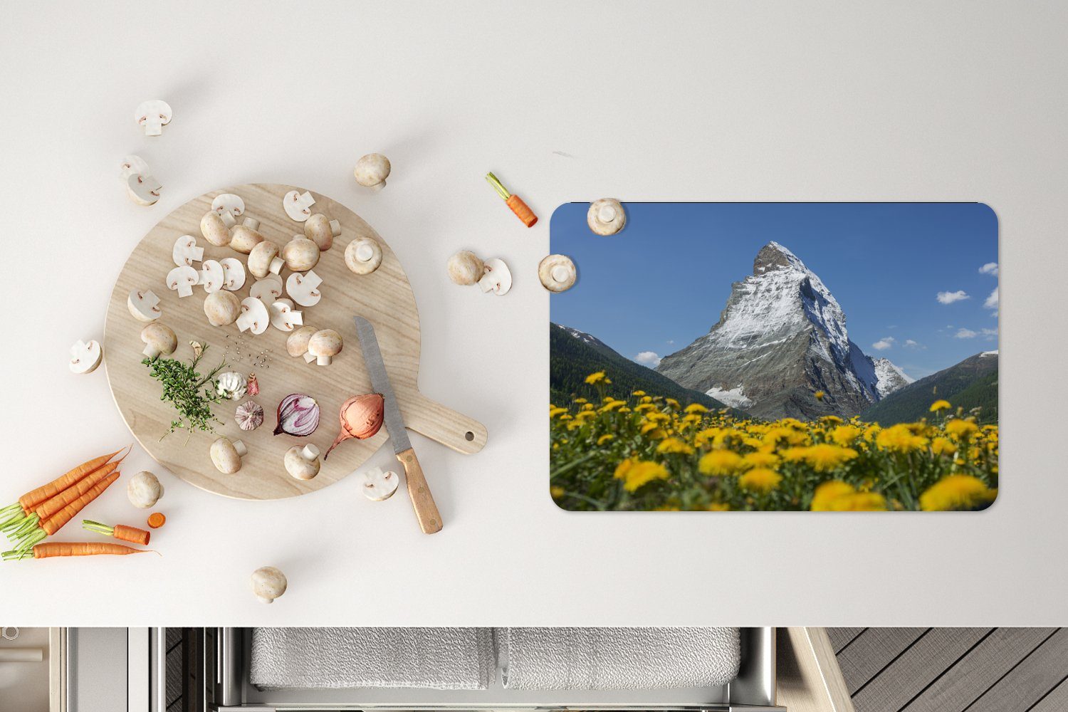 Platzset, einer Platzset, der Schweiz Löwenzahnwiese, Platzmatte, Das MuchoWow, Platzdecken, in Schmutzabweisend über (6-St), Tischmatten, Matterhorn