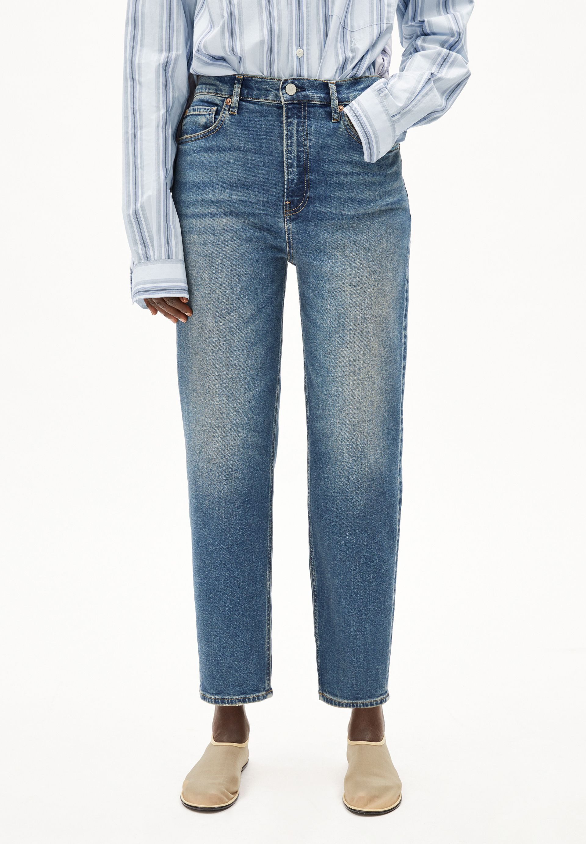 Armedangels Mom-Jeans MAIRAA Mom Jeans aus recyceltem Baumwoll-Mix (Comfort-Stretch) High waist