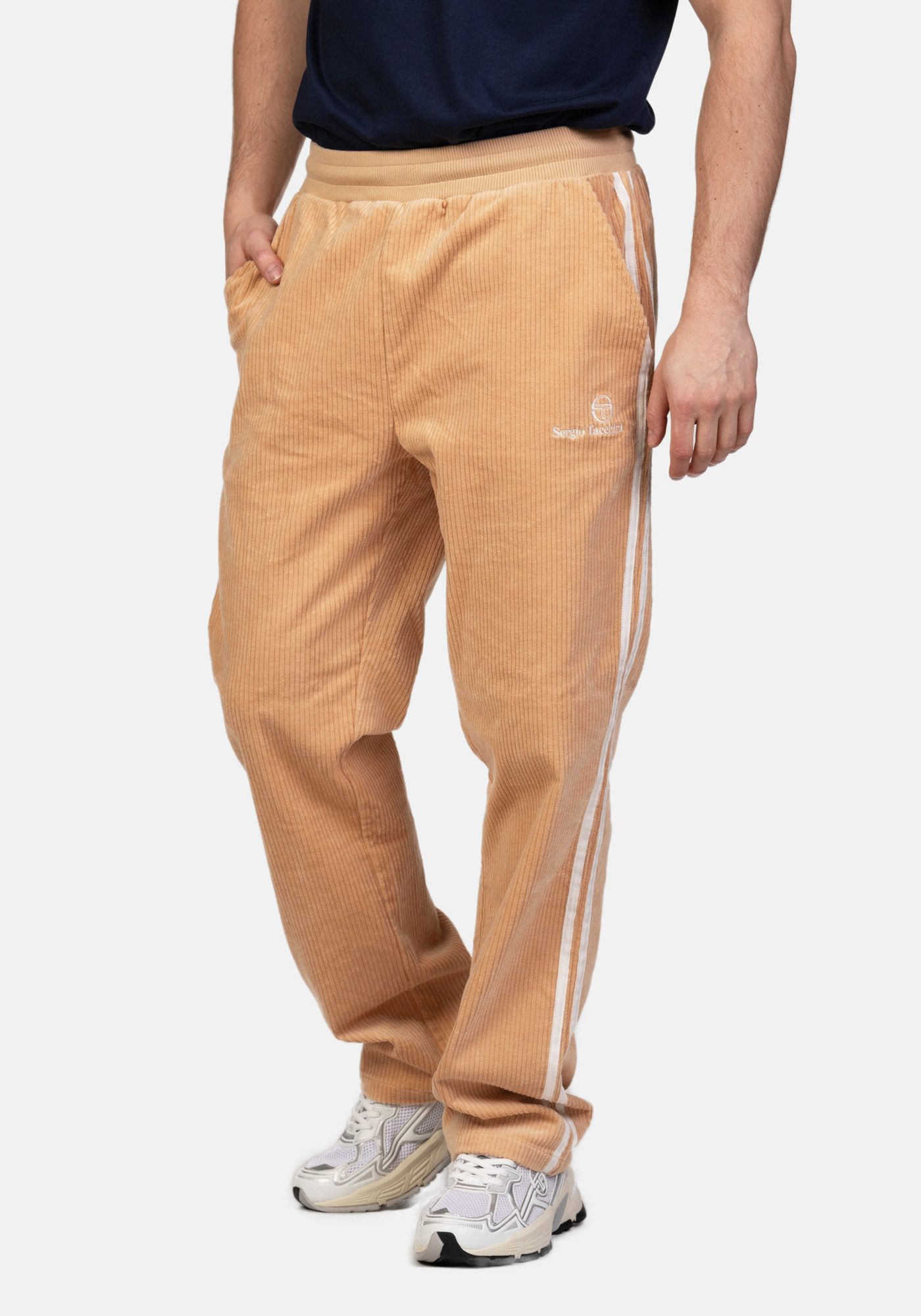 Sergio Tacchini Jogginghose EDGAR CORDUROY TRACK PANTS Herren Trainingshose Herren, Jogginghose, Retro, Sporthose, Streetwear, Sale
