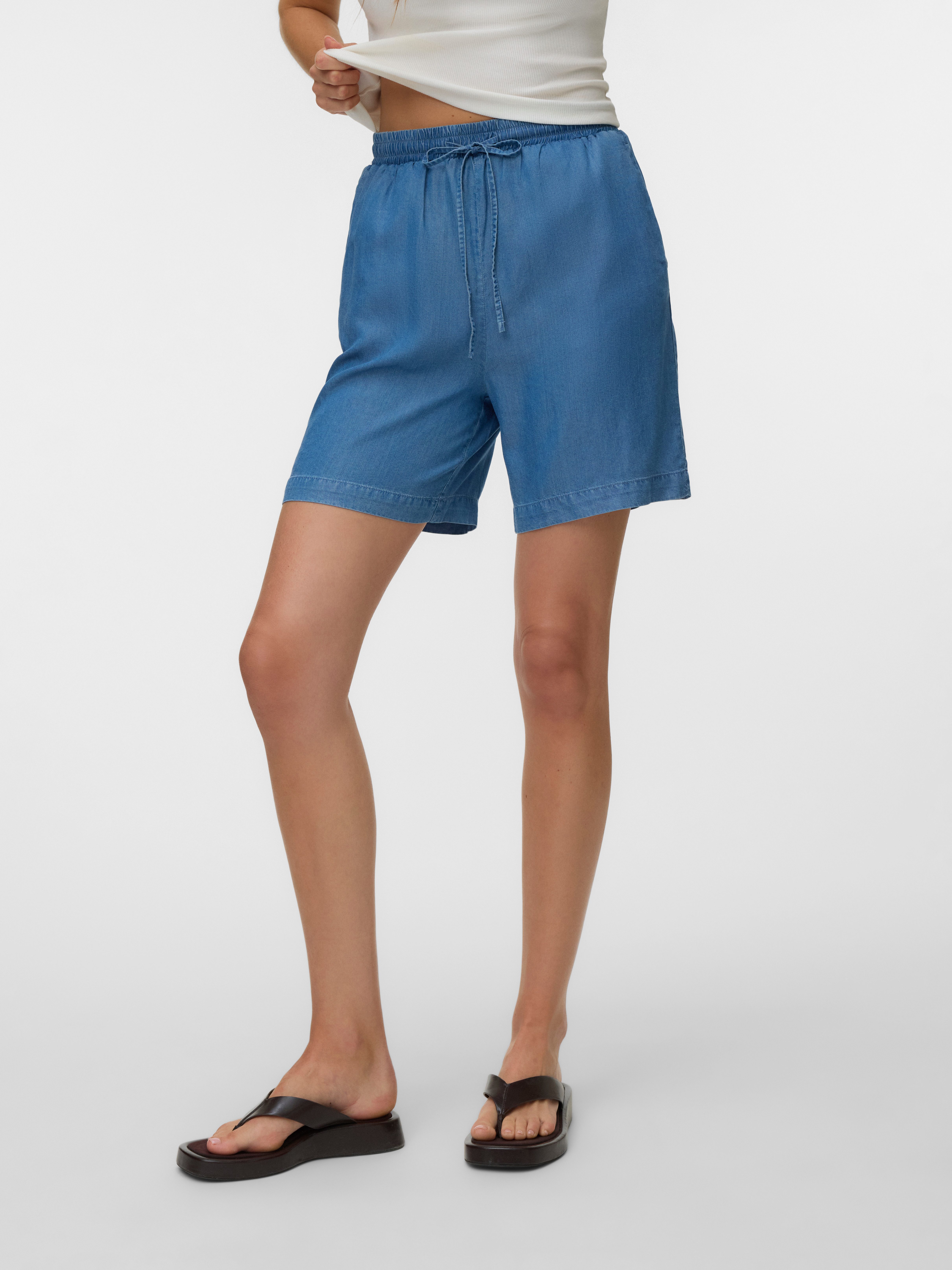 Vero Moda Shorts VMBREE HR LOOSE BERMUDA TENCEL SHORTS Viskose, loose fit
