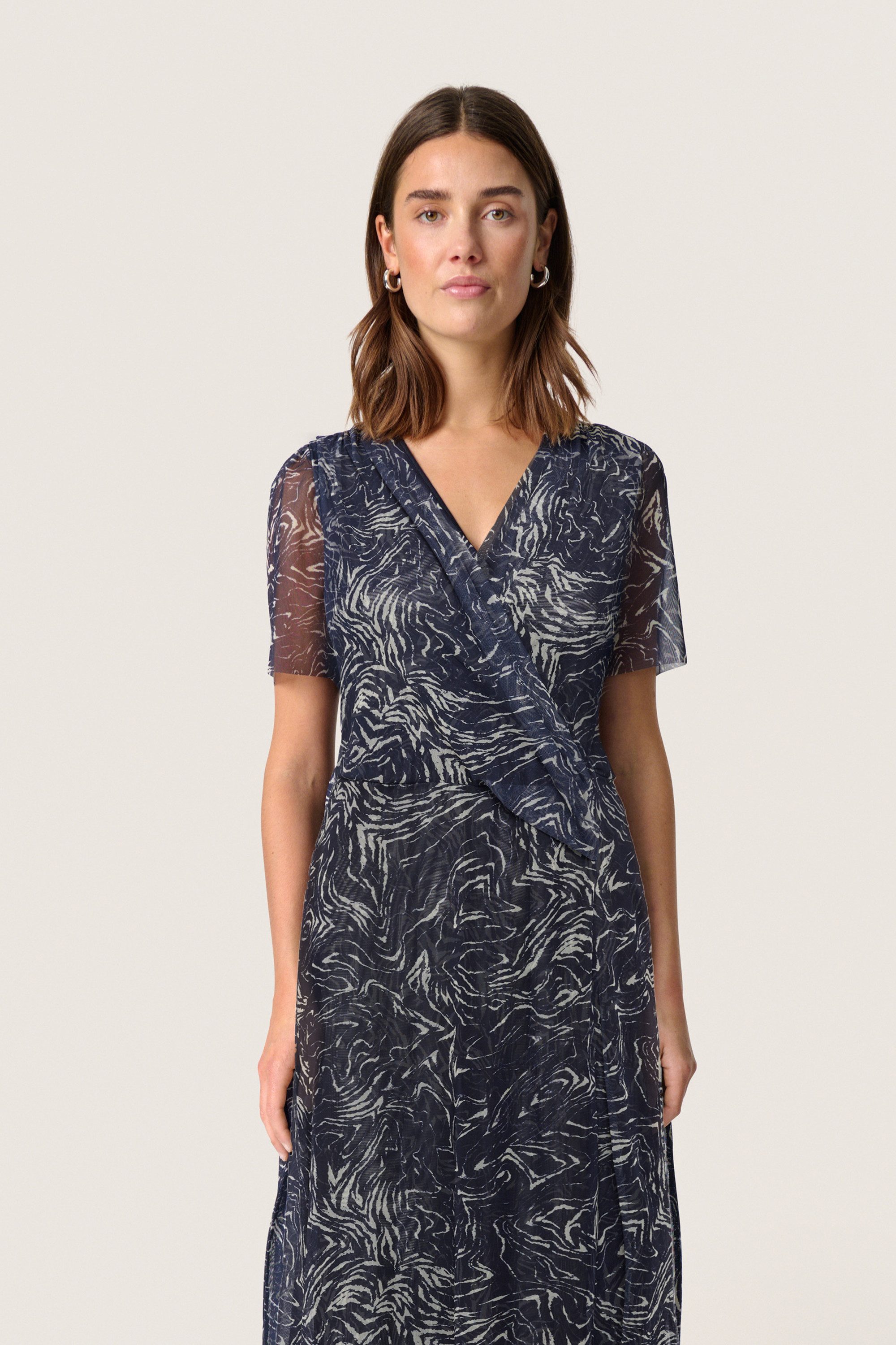SOAKED IN LUXURY Jerseykleid Jerseykleid SLAvetta