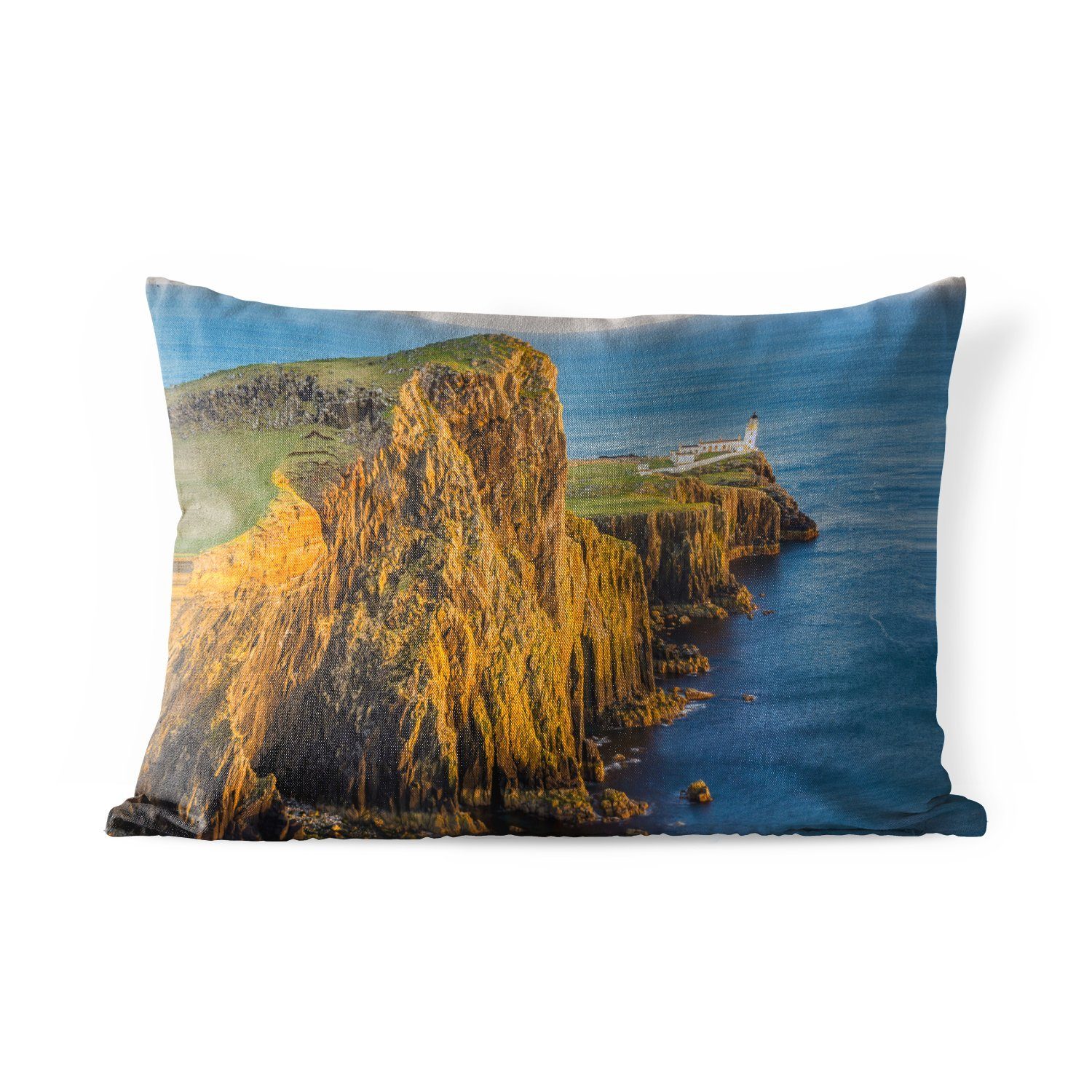 MuchoWow Dekokissen Leuchtturm auf dem Felsen auf der Isle of Skye, Outdoor-Dekorationskissen, Polyester, Dekokissenbezug, Kissenhülle