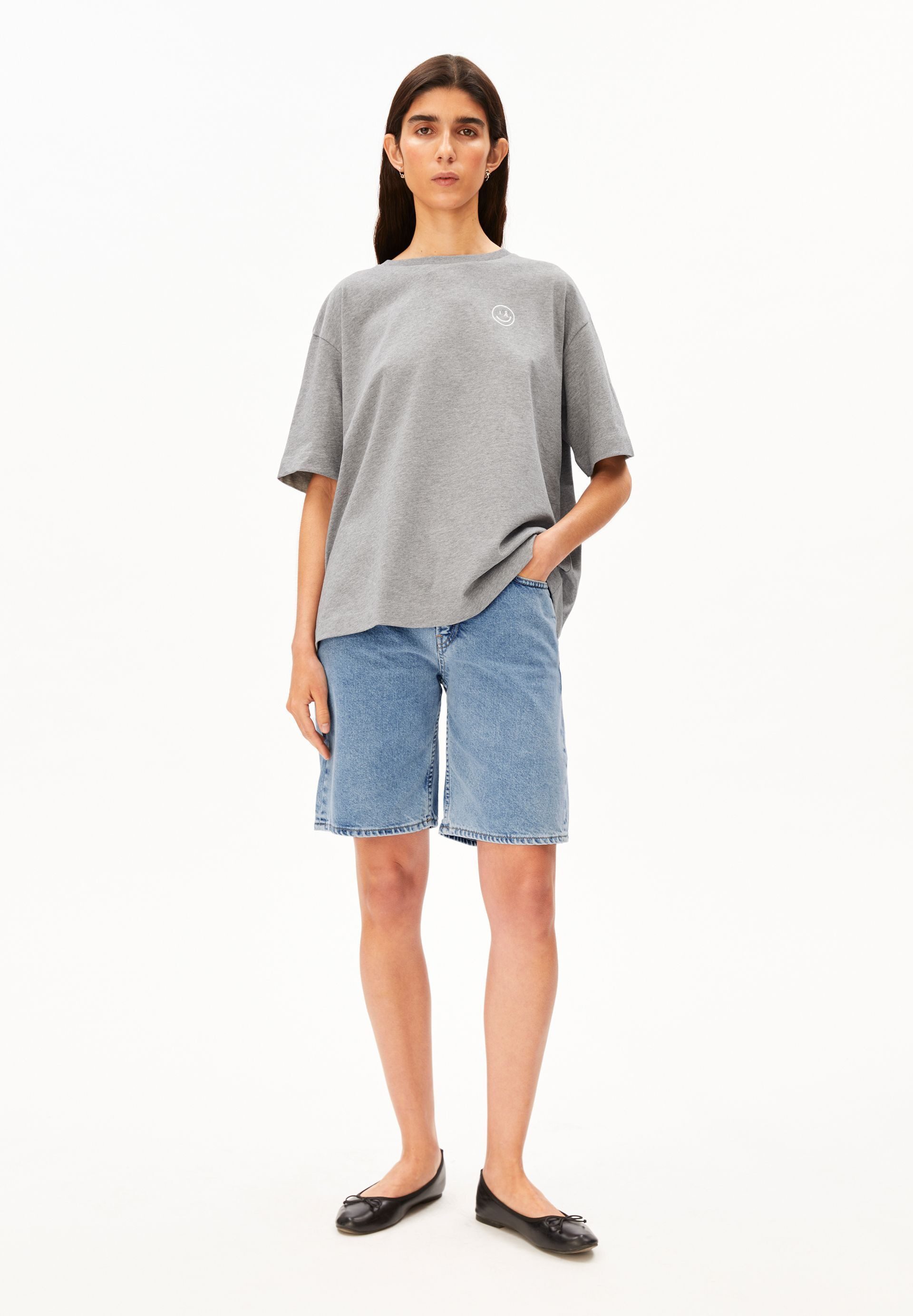 Armedangels T-Shirt GIANNAA DIFFERENCE T-Shirt aus 100% Bio-Baumwolle Oversized Fit
