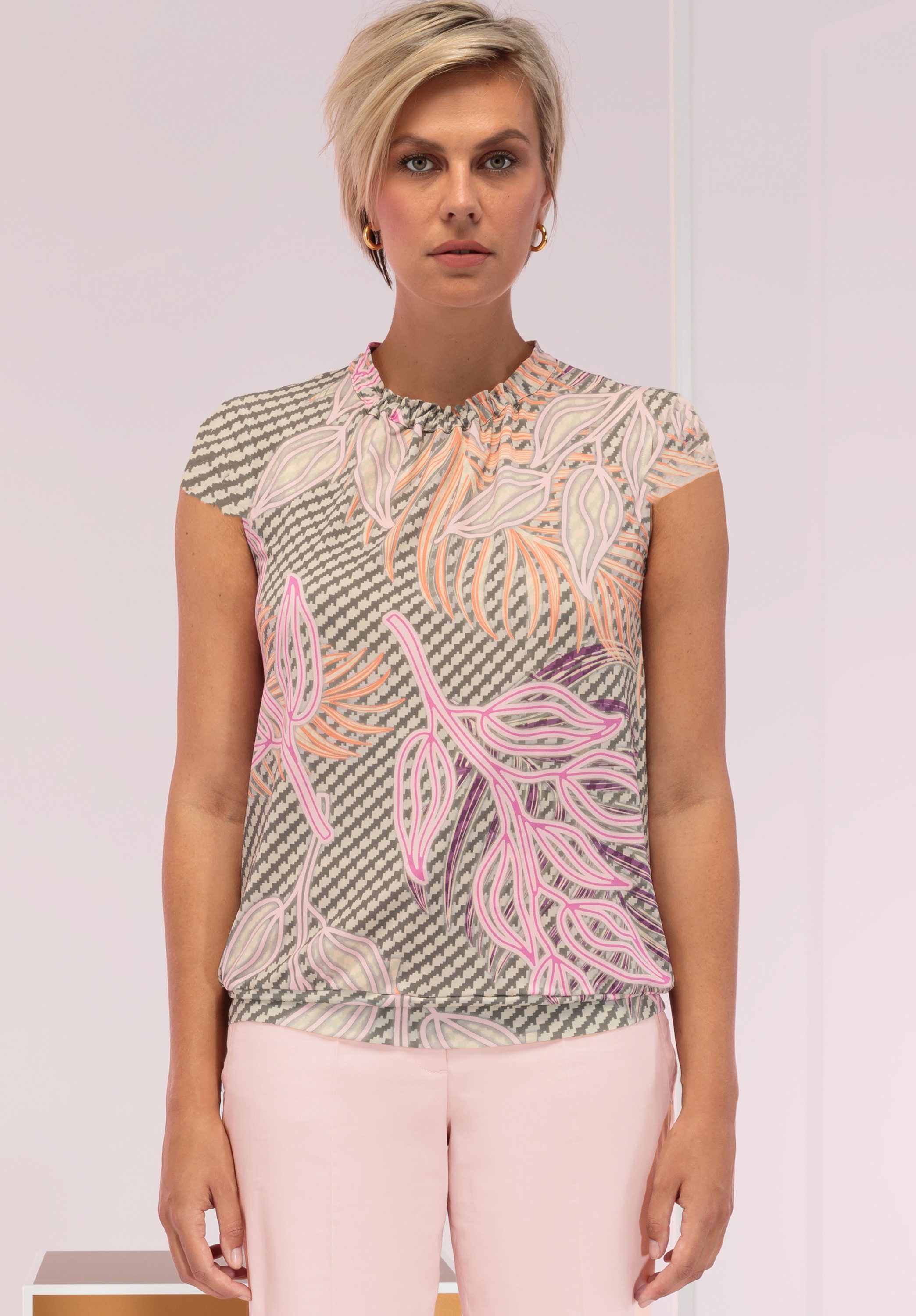 bianca Blusenshirt SARI mit modischen Allover-Print in Trendfarben