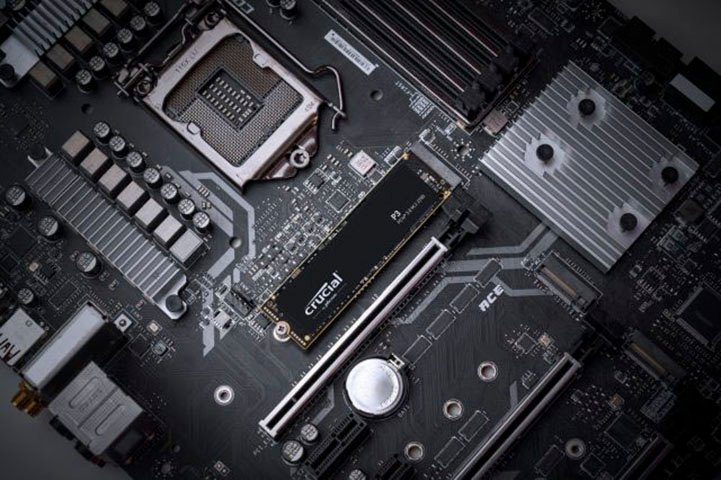 Crucial P3 interne SSD (1TB) 3500 MB/S Lesegeschwindigkeit, 3000 MB/S Schreibgeschwindigkeit