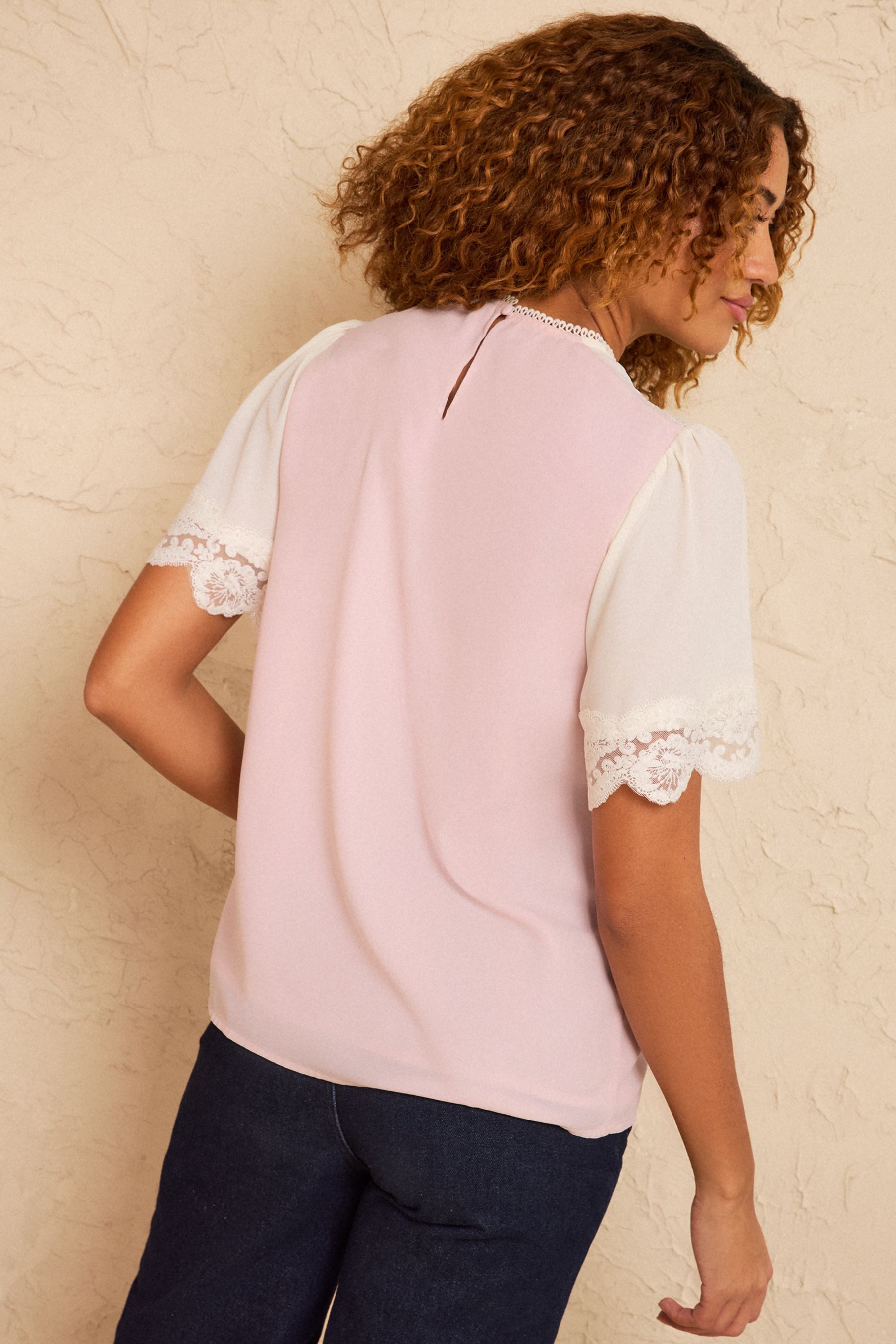 Love & Roses Kurzarmbluse Love & Roses Kurzarm-Bluse mit Spitzendetail (1-t günstig online kaufen