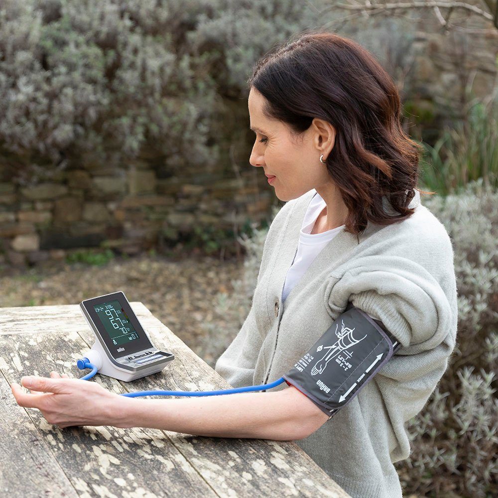 Braun Oberarm-Blutdruckmessgerät ExactFit™ 3 - BUA6150, Mit zwei Manschettengrößen für Genauigkeit und Komfort – Bild 3 von 5