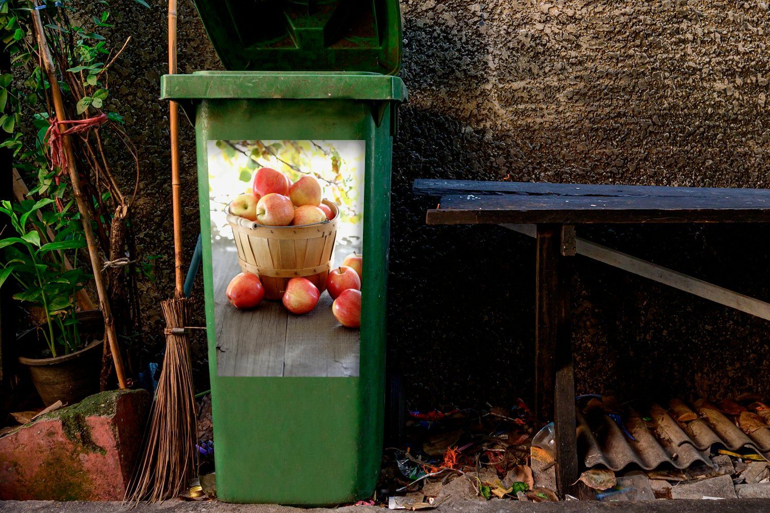 - Abfalbehälter - Sticker, Wandsticker Mülltonne, MuchoWow (1 St), Obstkorb Apfel Mülleimer-aufkleber, Tisch Container,