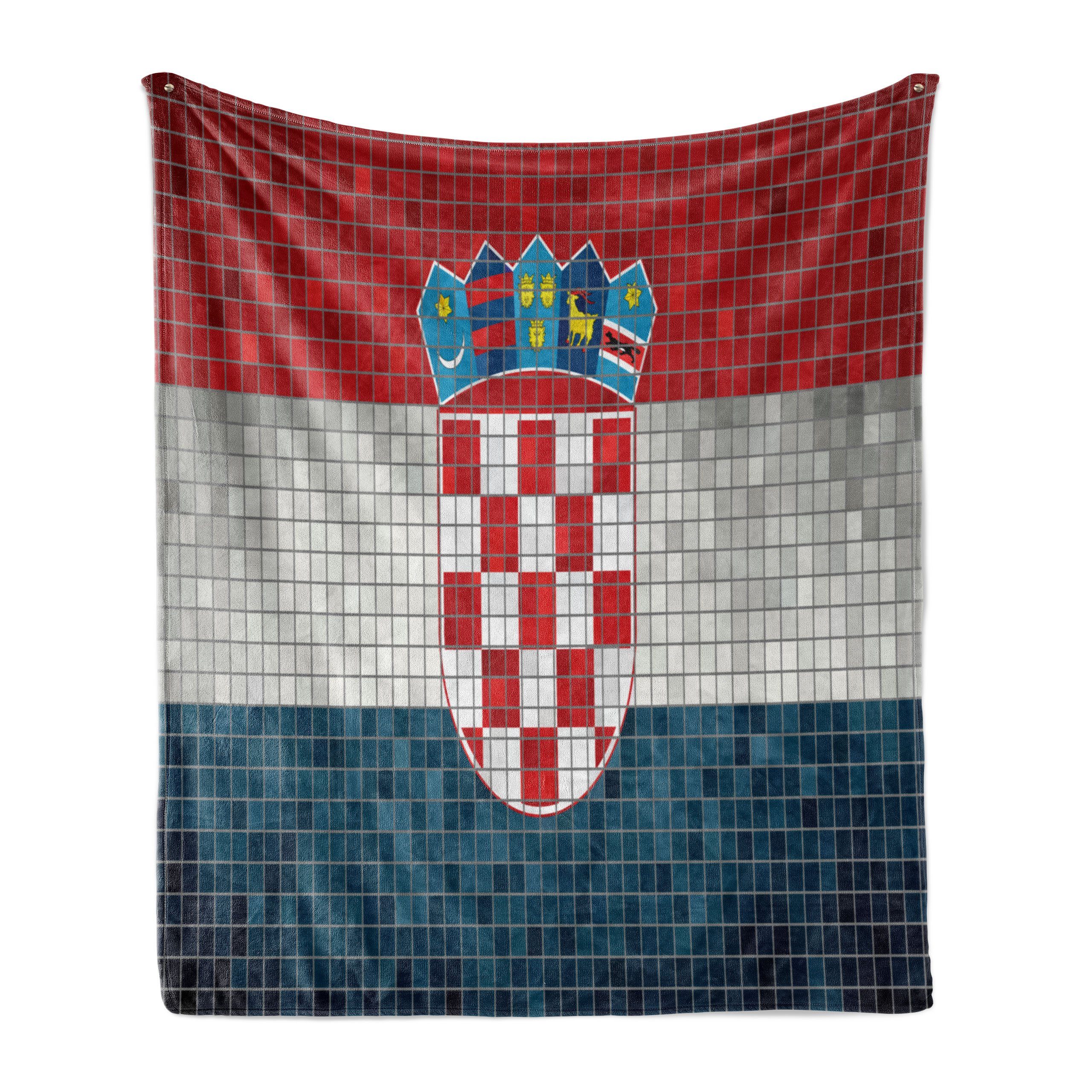 Wohndecke Gemütlicher Plüsch für den Innen- und Außenbereich, Abakuhaus, Kroatien Flagge mit Mosaik-Quadraten