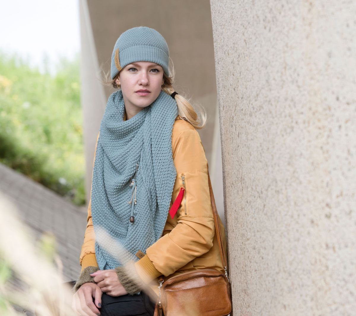 Knit Factory Strickschal Coco Dreiecksschal Winterschal günstig online kaufen
