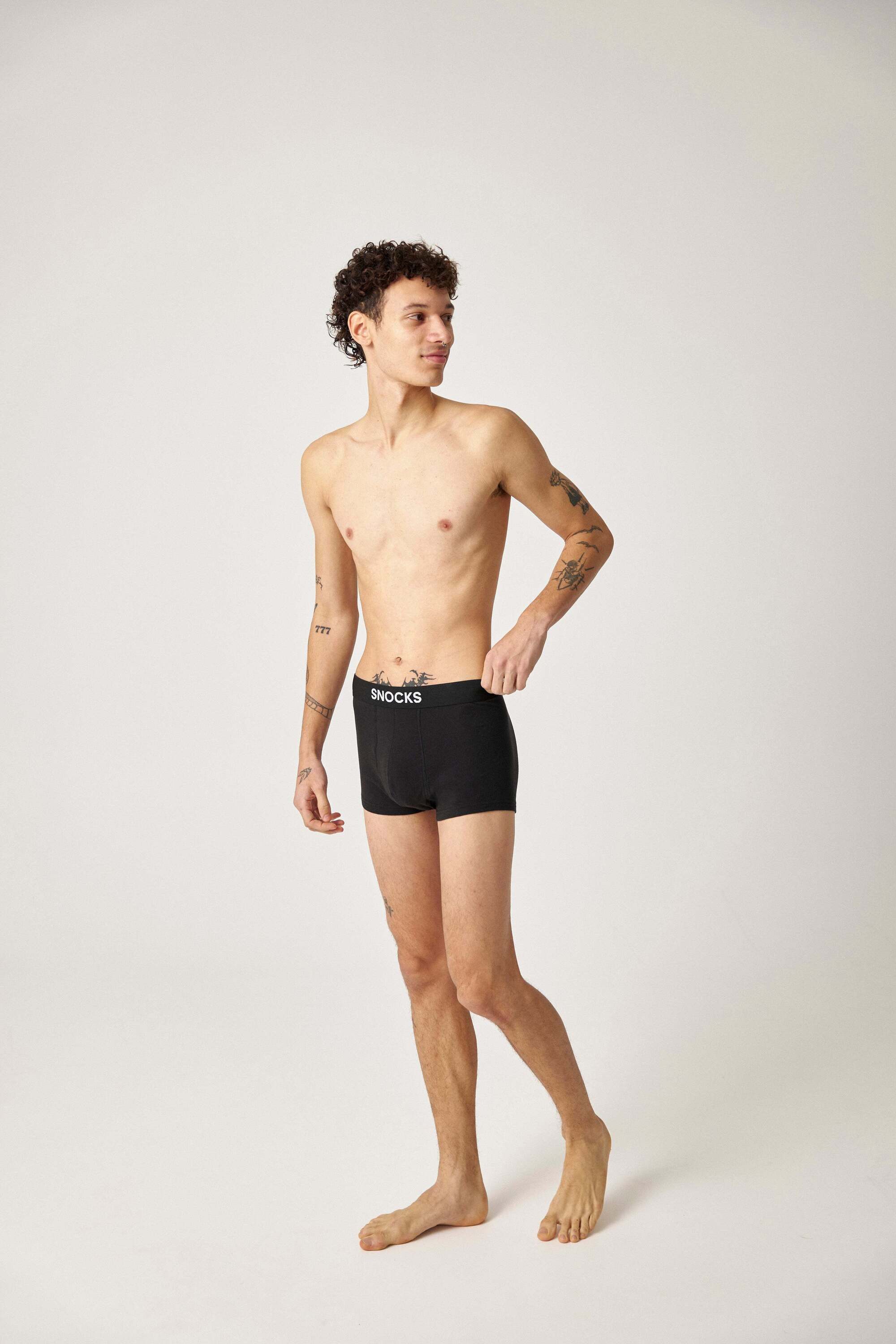 SNOCKS Boxershorts kurze Trunks Herren Unterhose (3-St) aus Bio-Baumwolle ohne kratzenden Zettel