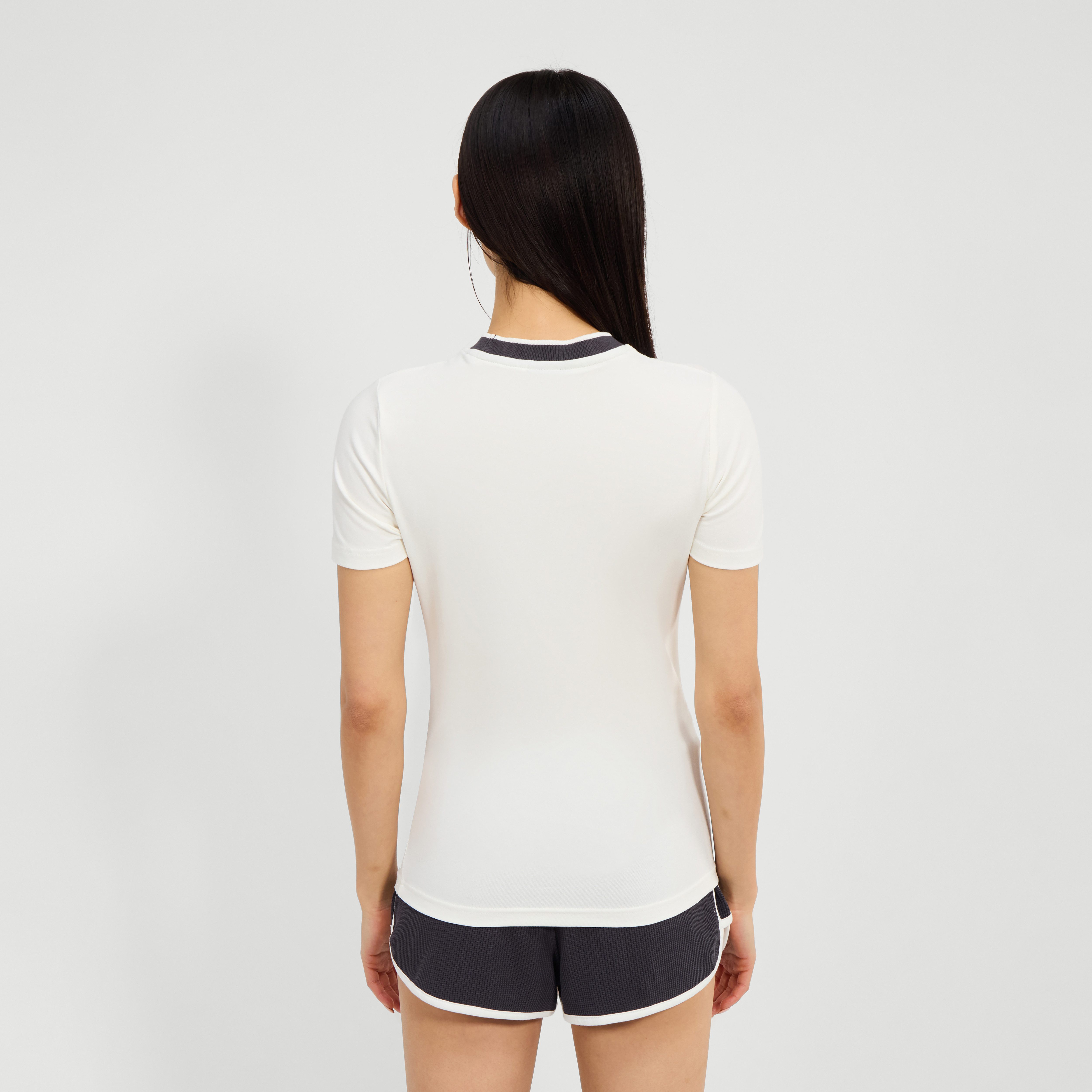 Ellesse T-Shirt LAUTER TEE mit Rundhalsausschnitt, Kurzarm, aus Baumwolle und Elasthan