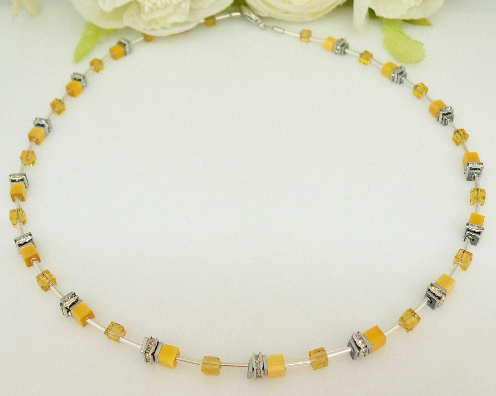 traumschmuck Collier 502 Collier Halskette Würfel Cat Eye Kristallglas Strass (Valentistag, Muttertag), handgefertigt, Made in Germany