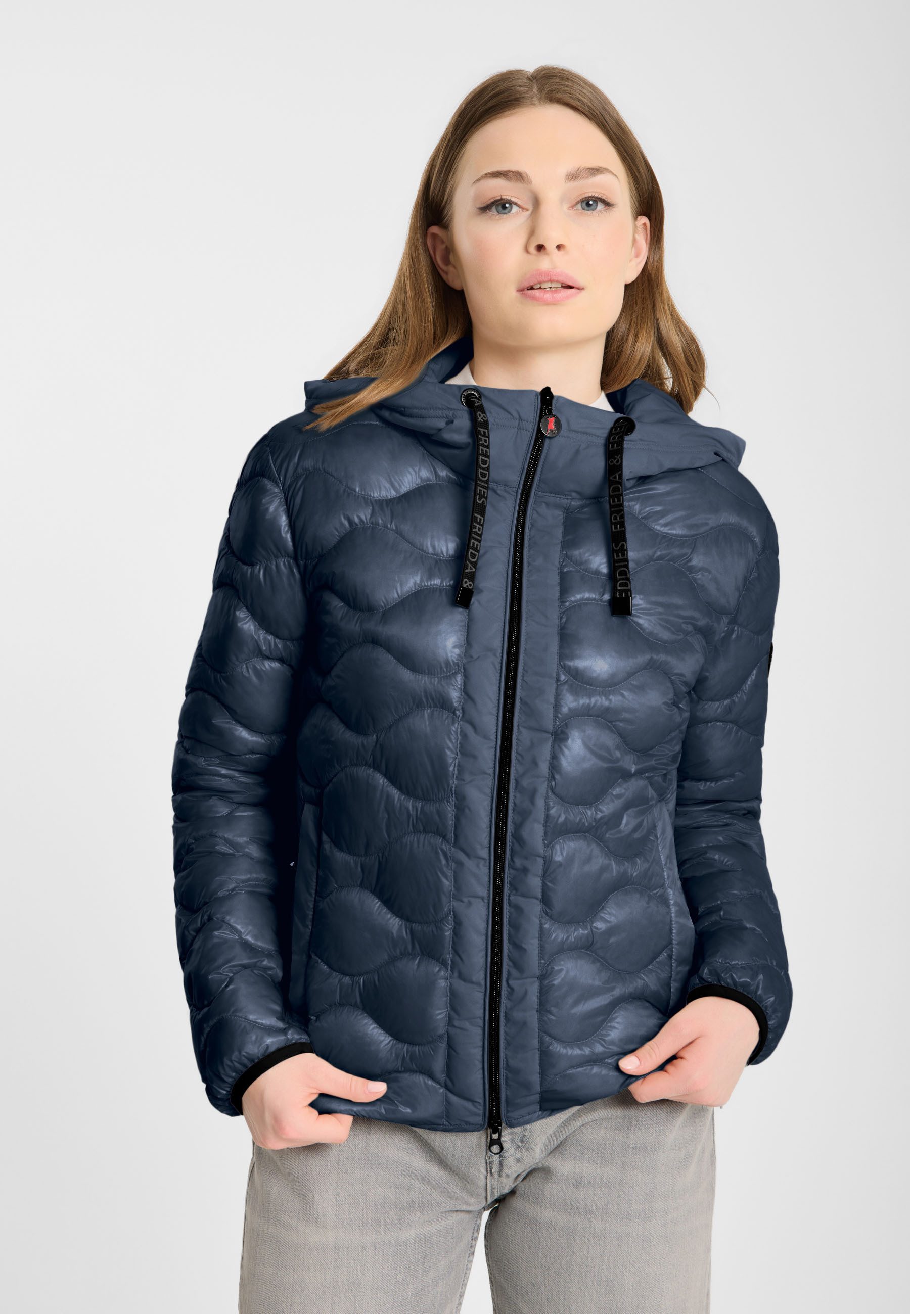 Frieda & Freddies Winterjacke Frieda & Freddies Steppjacke mit Wellensteppung und Materialmix