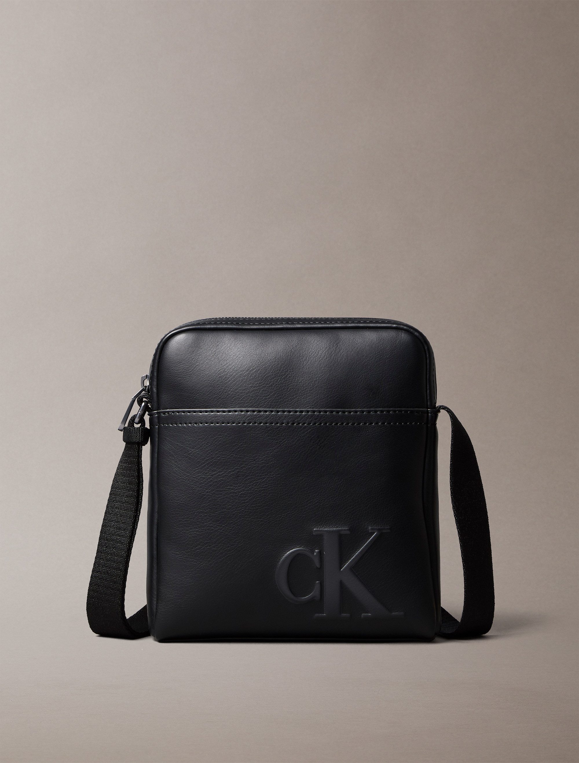Calvin Klein Umhängetasche CK REPORTER, Herren-Schultertasche, Bodybag mit CK-Logo